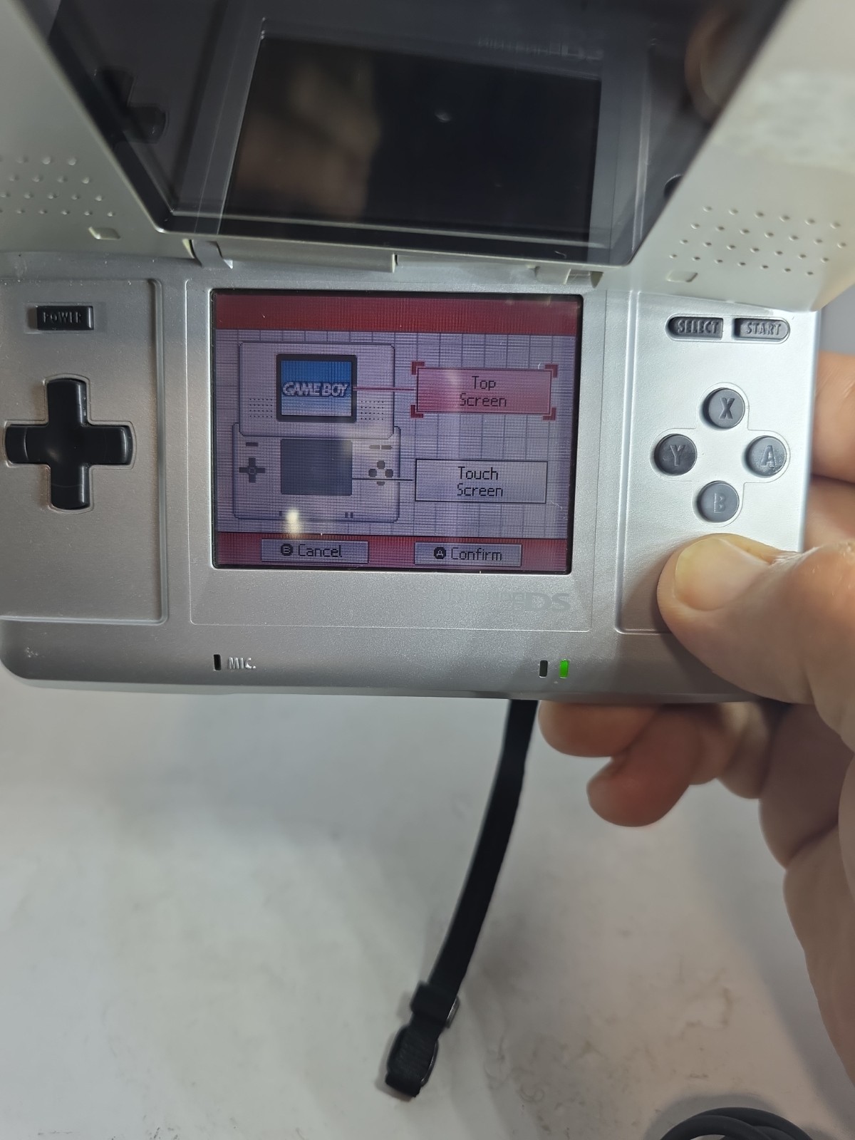 Nintendo DS OG FAT Console – tested and working with charger / broken hinge