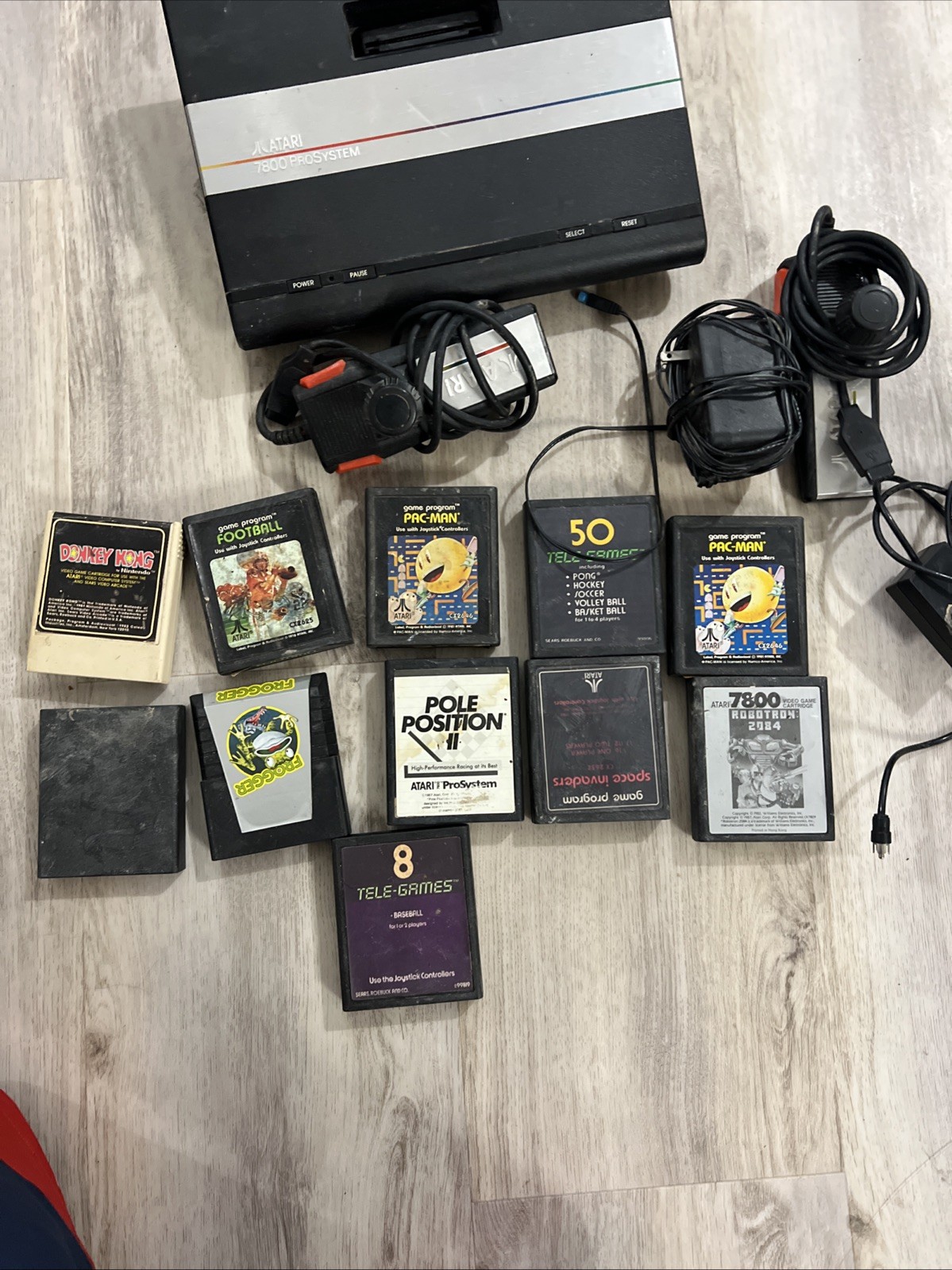 Original Vintage Atari 7800 Prosystem Console with controllers and games