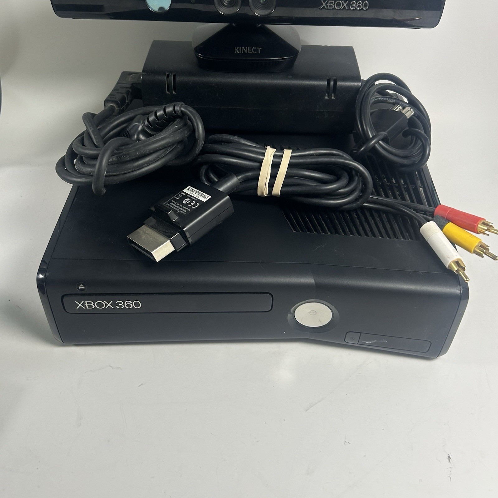 Huge Microsoft Xbox 360 S Slim 4GB Console Bundle w/ Drive, Cables, Gamepad, Mor