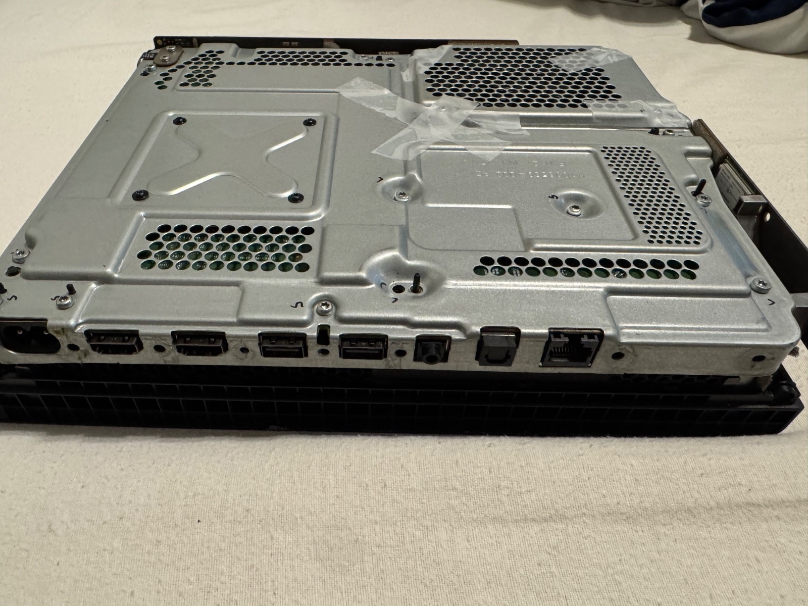 Microsoft Xbox One X (needs new hard drive and PSU) FOR PARTS