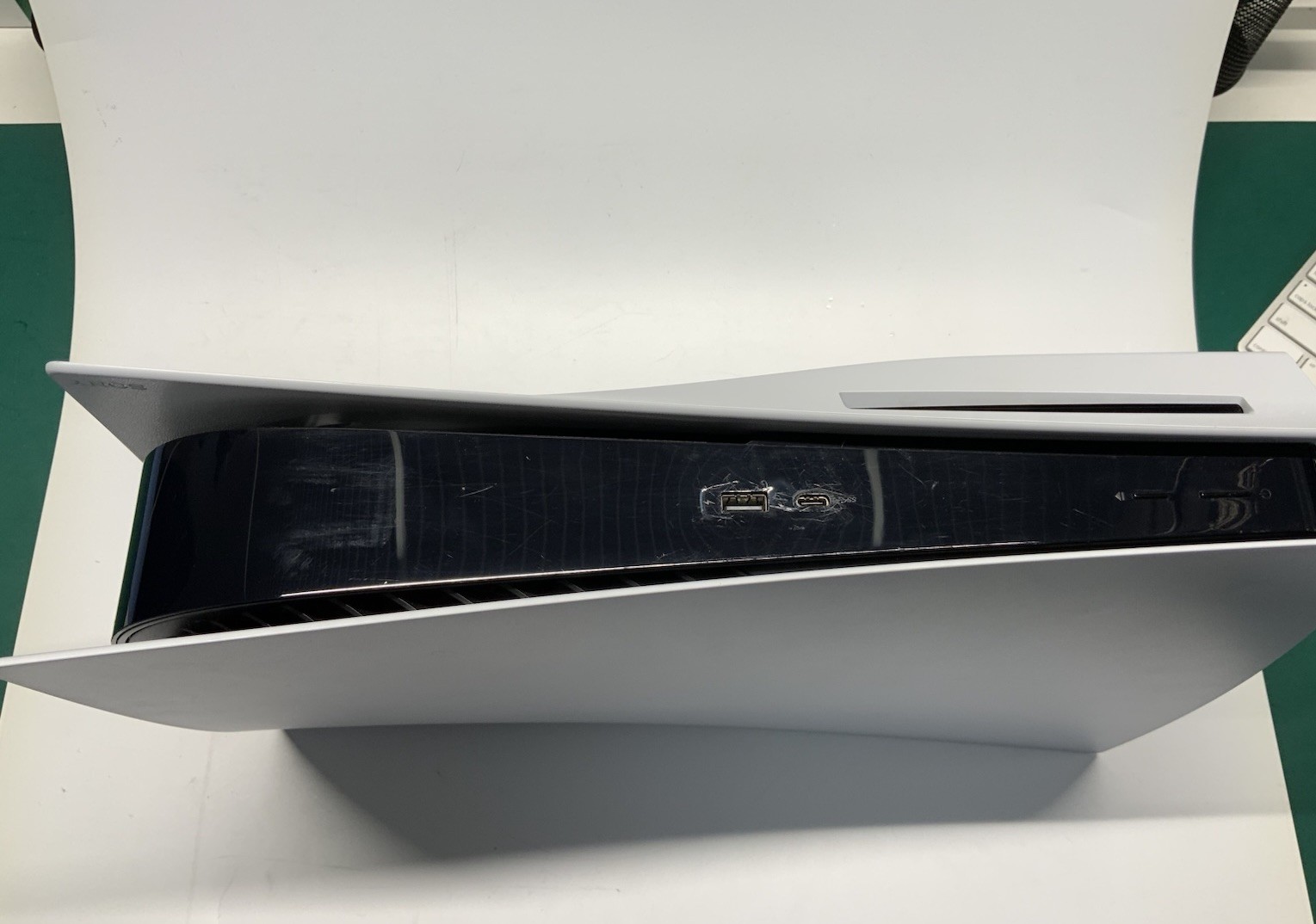 Sony PlayStation 5 Disc Edition Console W/ Power Cable, HDMI, Controller