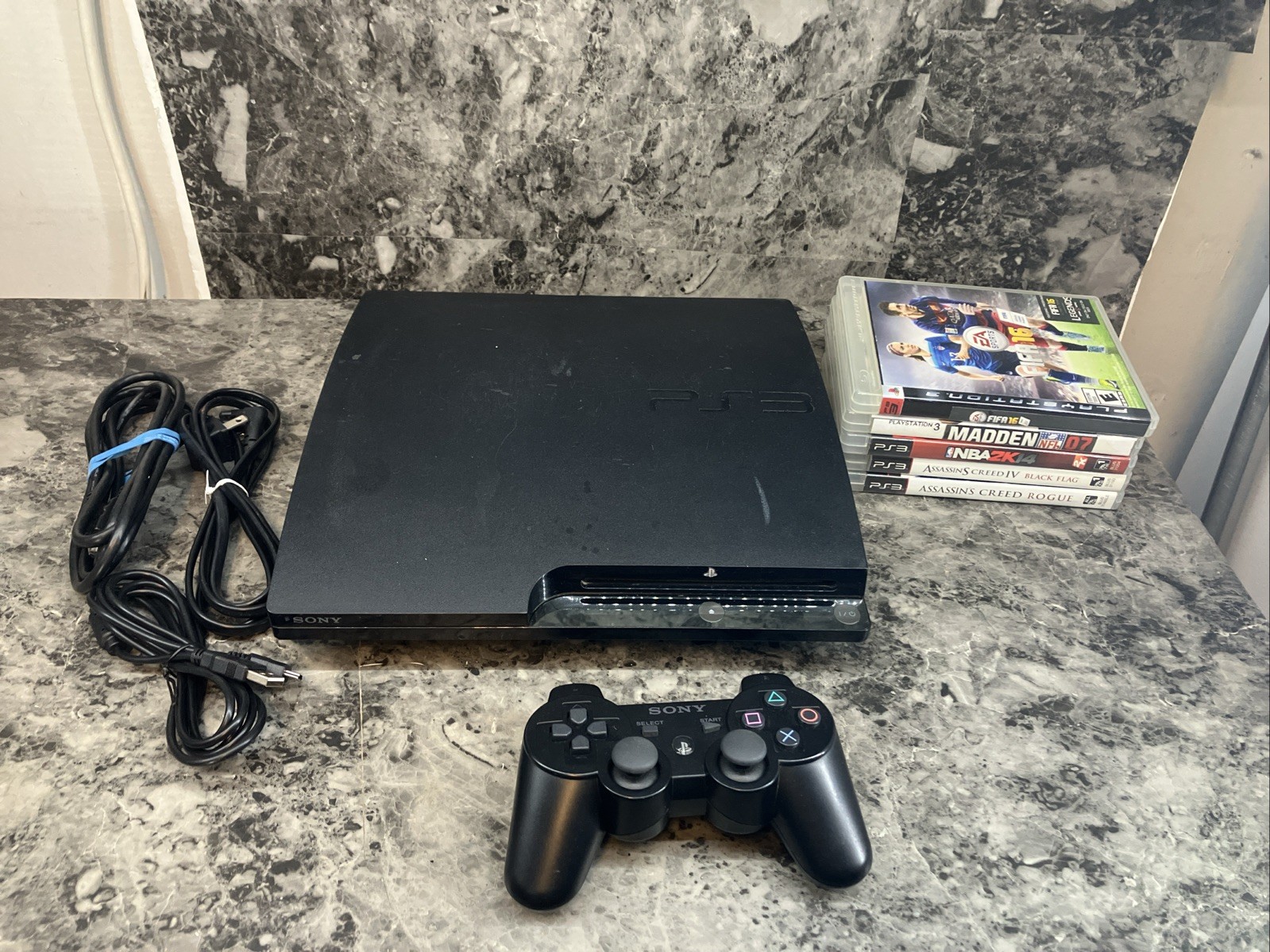 Guaranteed Work Playstation PS3 Slim 160GB CECH-2501A W/ 5 Games