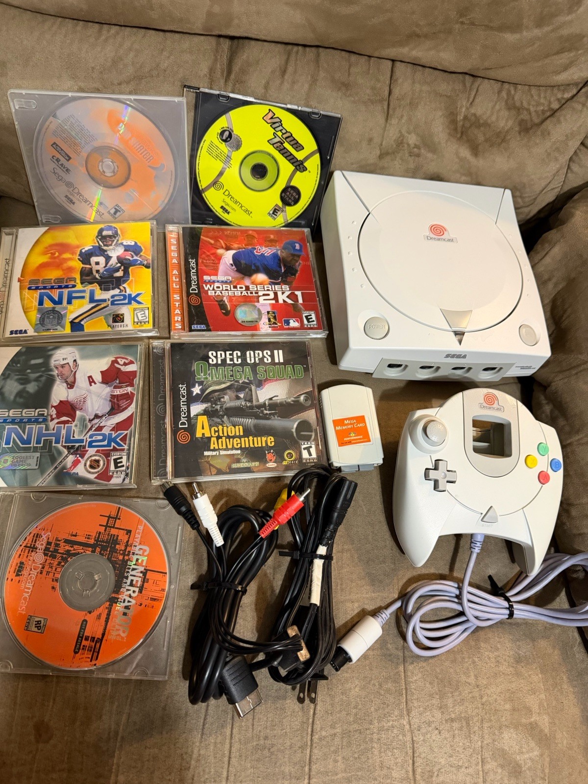 SEGA Dreamcast Console Bundle Tested Cleaned Nice Condition