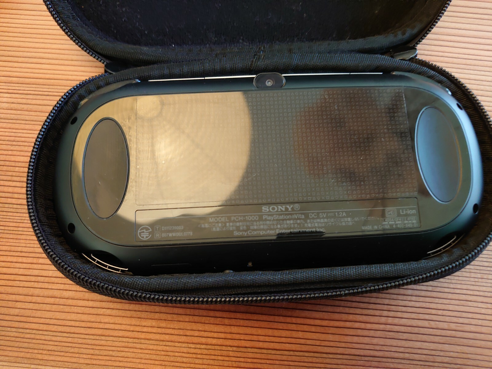 PlayStation Vita Console Crystal Black PCH-1000 ZA01 + Pouch