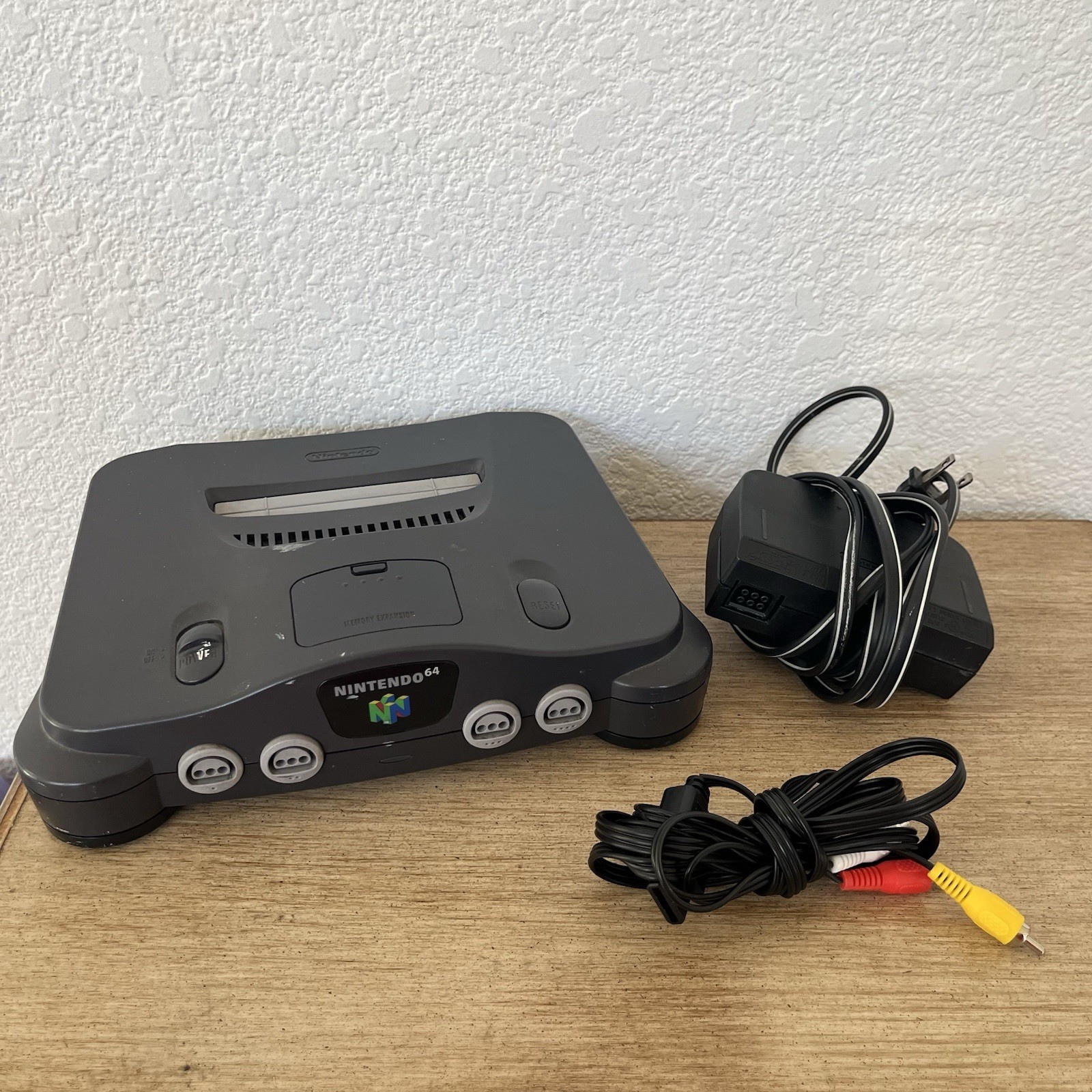 Nintendo 64 NUS-001 Console + Power AV Cables Tested Working N64