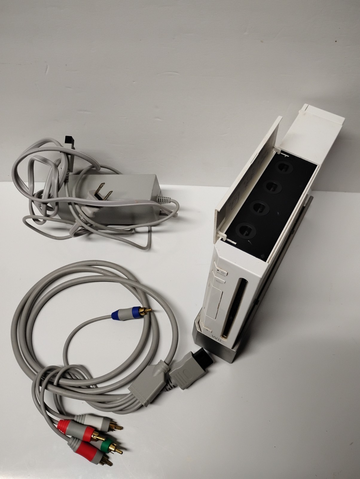 Nintendo Wii RVL-001 Original Console White GameCube Compatible Component RCA