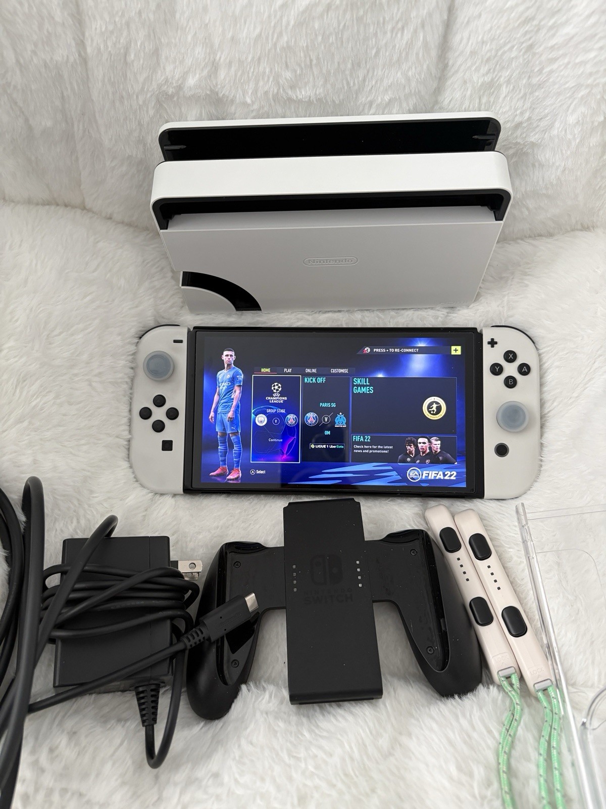 Nintendo Switch OLED Model HEG-001 Handheld Console – 64GB – White