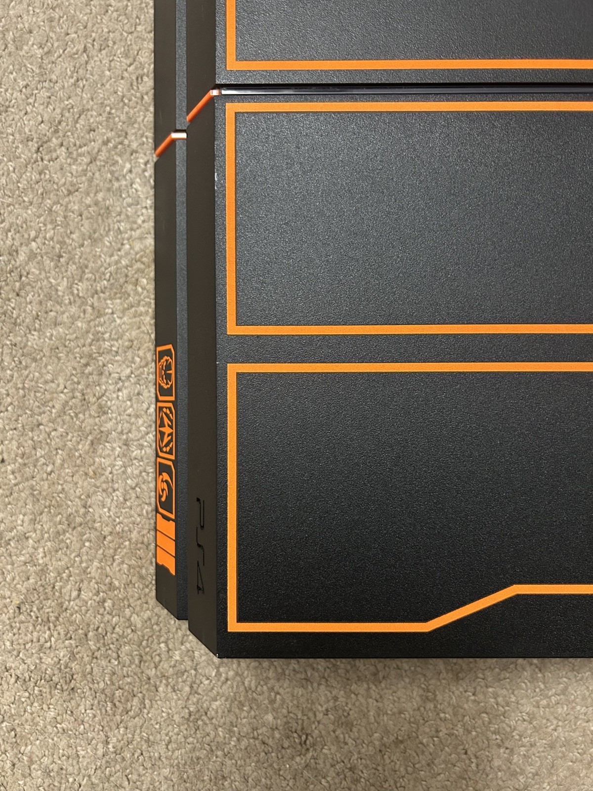 Sony PlayStation 4 CUH-1215B Call of Duty Black Ops III Edition 1TB Console