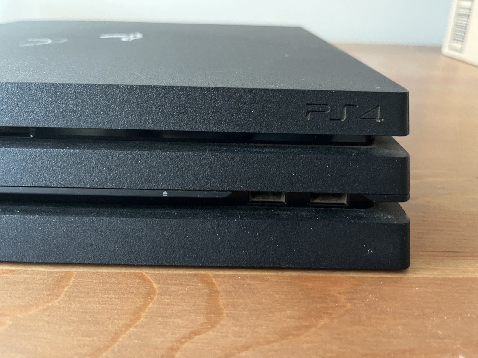 Sony PlayStation 4 PS4 Pro 1TB Console Only – CUH-7015B – Black – Works!
