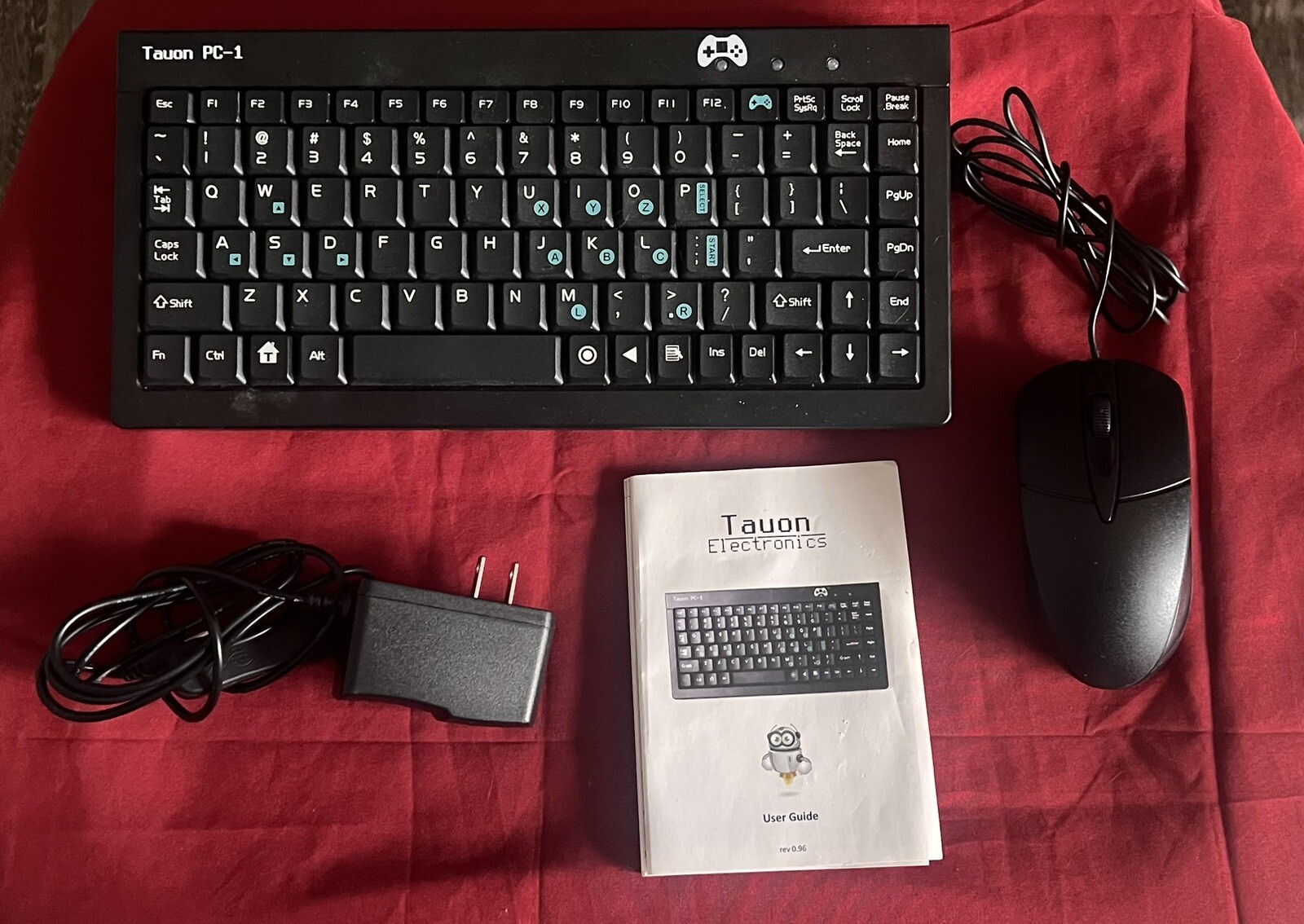 Tauon PC-1 Quad-core SoC 1Ghz 8GB SLC NAND RAM 1GB TauonOS Kids friendly game PC