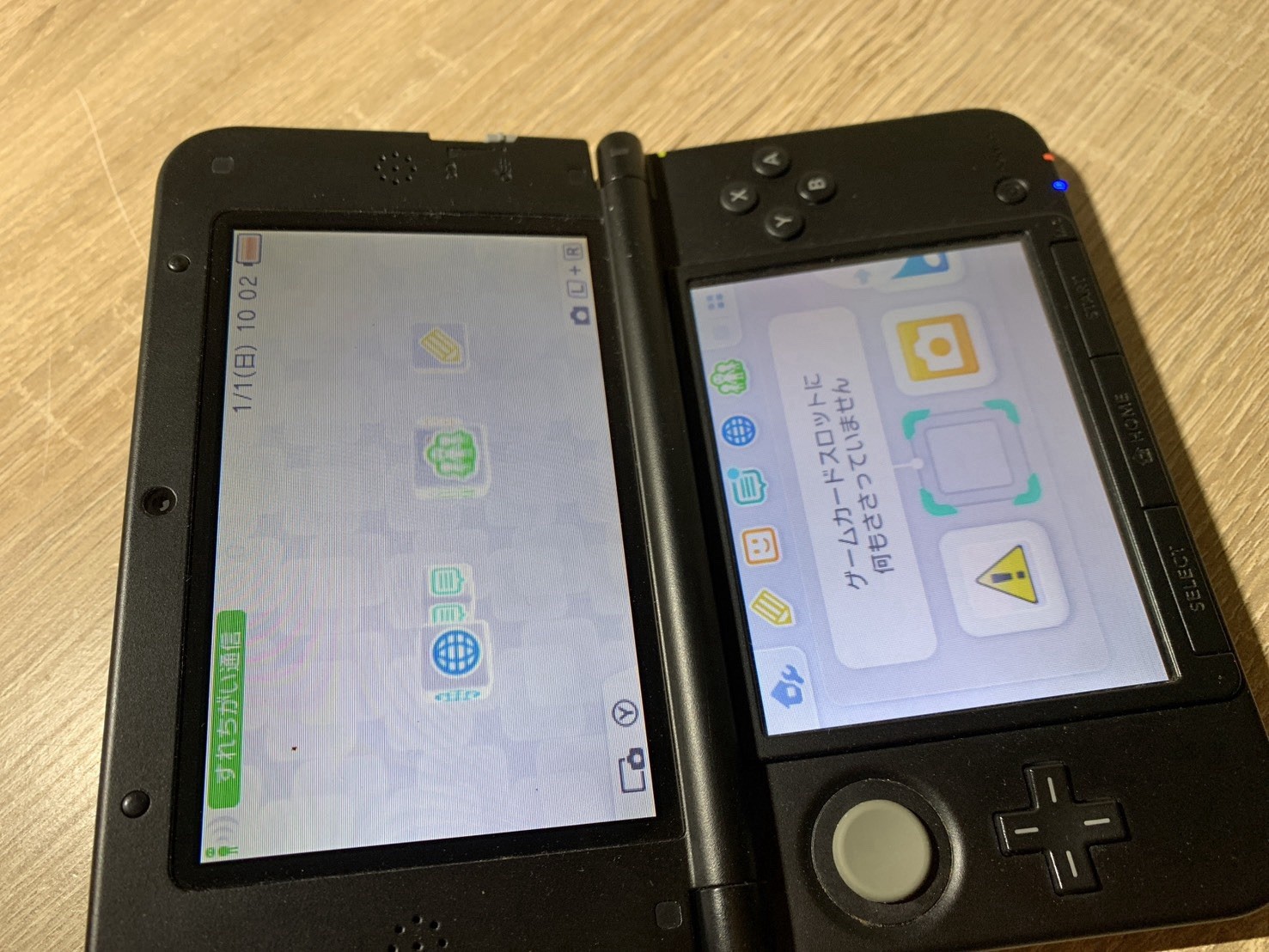 9187 Nintendo 3DS LL Silver Black Good TESTED