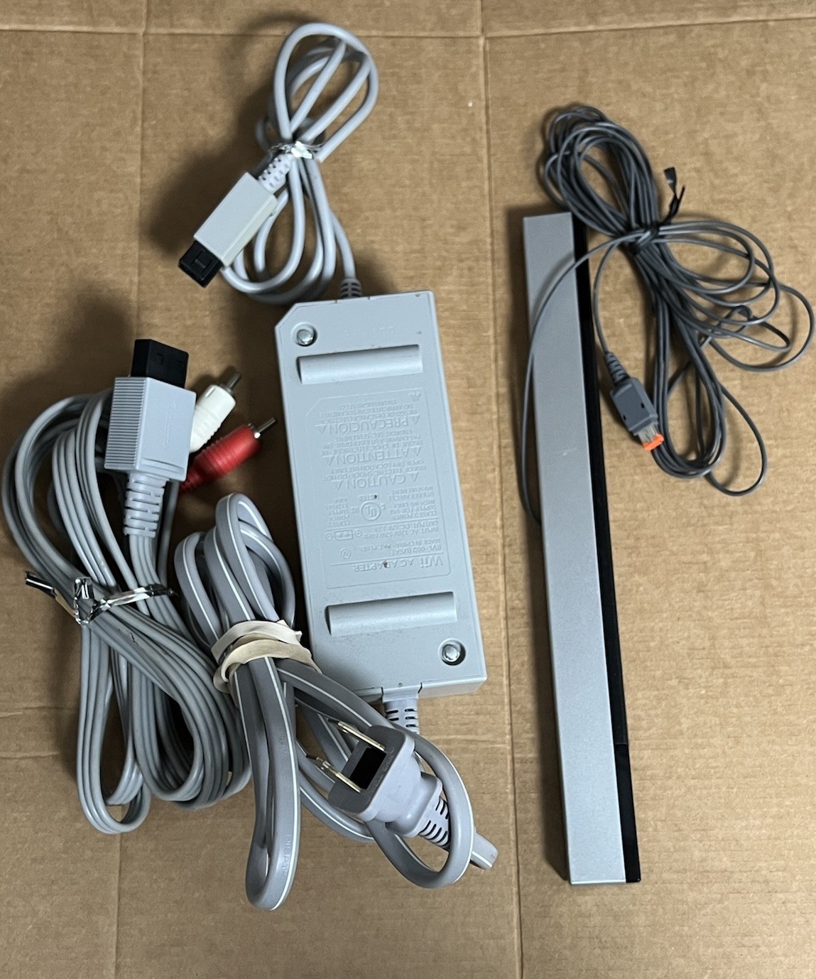 Nintendo Wii RVL-101 512MB Black W/OEM Wii Motion Plus Controller & Cords Tested