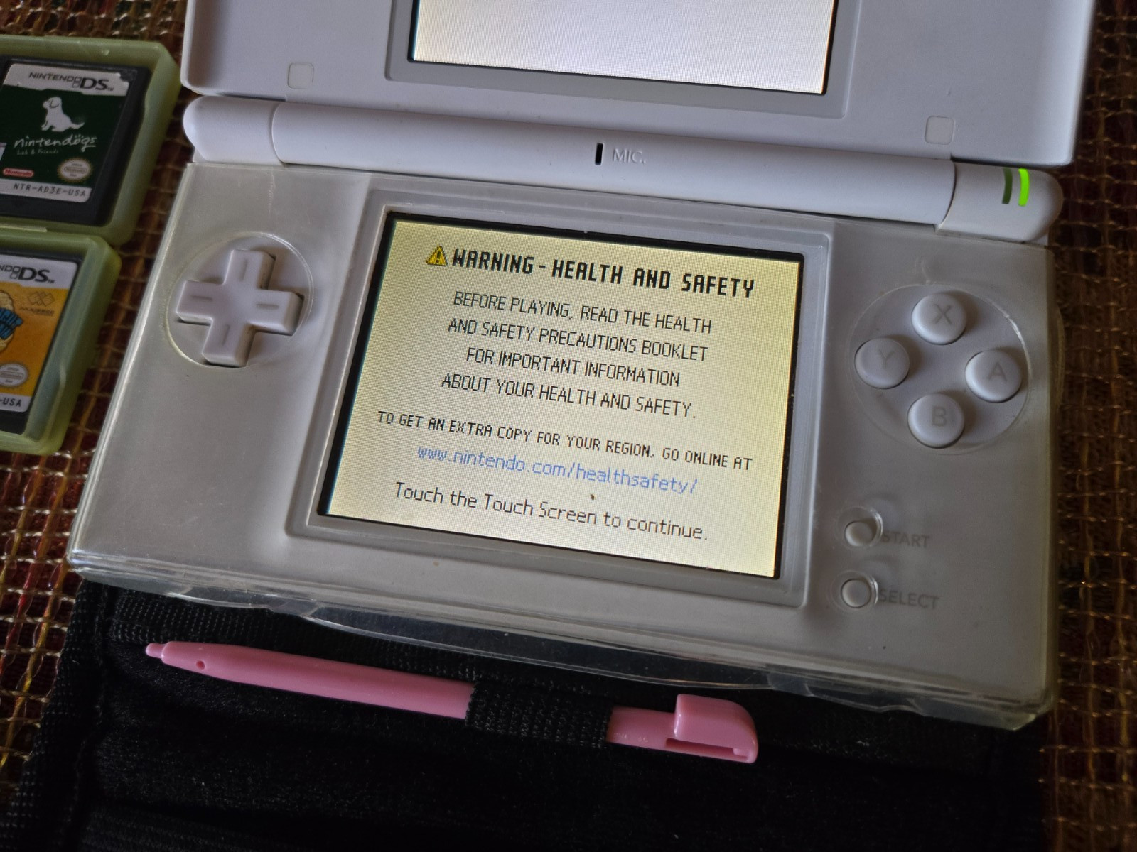 Nintendo DS Lite Console White With Charger, Stylus, Case + 5 Games