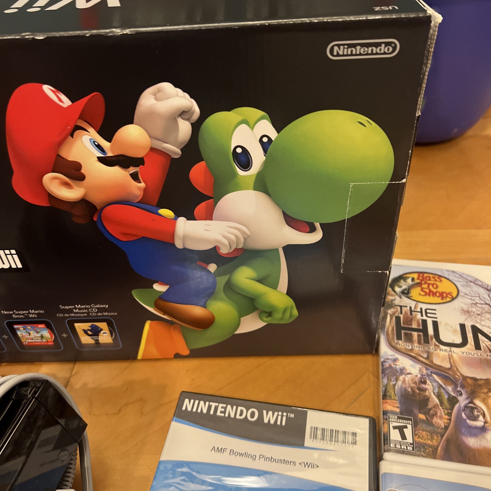 Nintendo Wii New Super Mario Bros. Bundle Black Console Used 4 Games Included