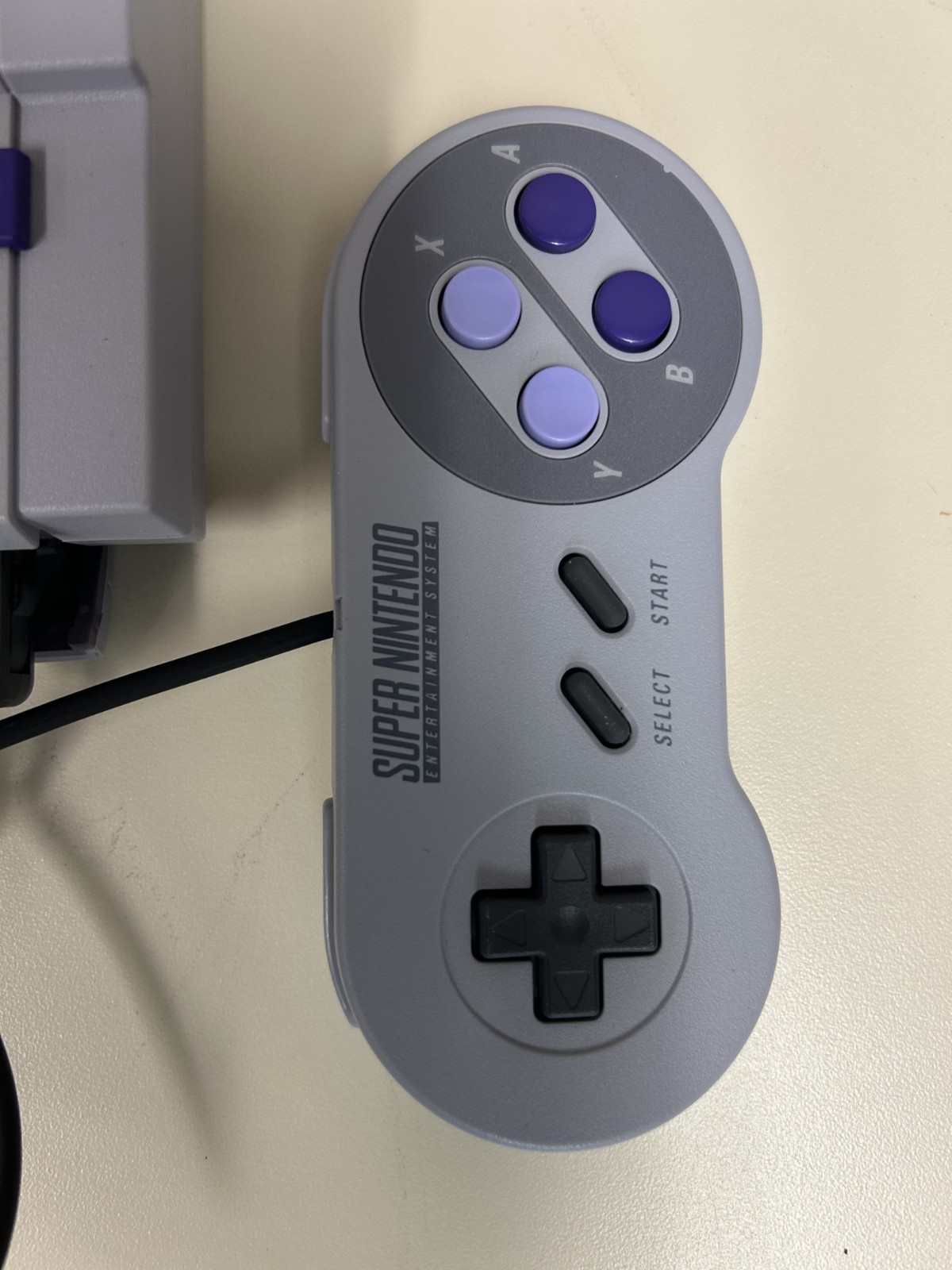 Nintendo SUPER NES MINI CLASSIC ED. CONSOLE w/23 installed games, 2 cont, cables
