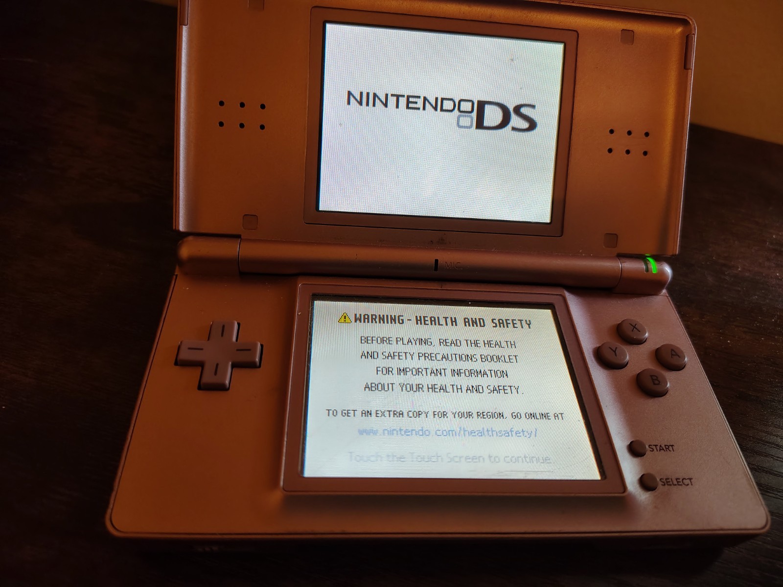 Nintendo DS Lite Metallic Rose Pink Handheld USG-001 W/ Charger Tested
