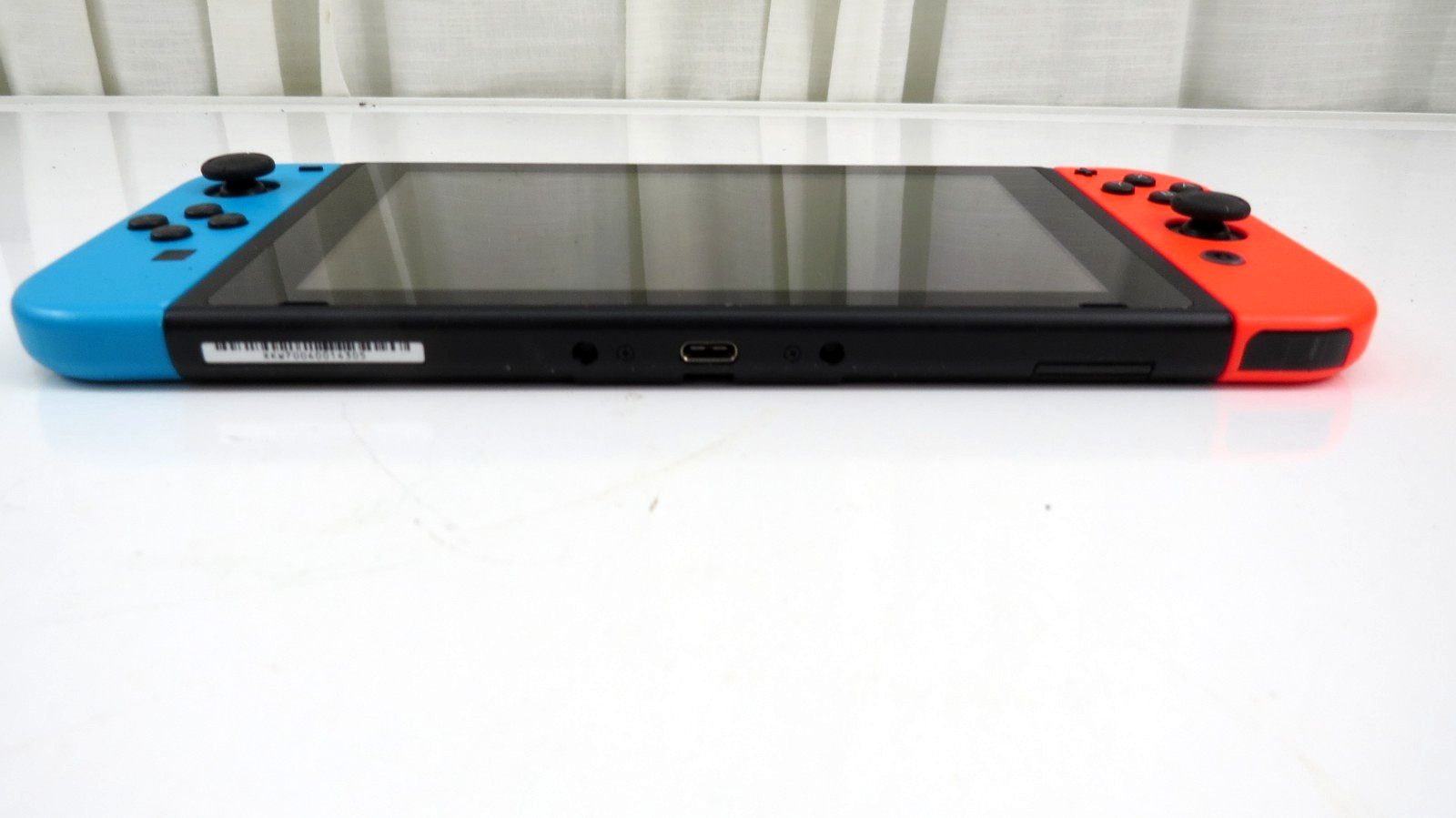 Nintendo Switch HAC-001 (-01) Handheld Game Console 32GB W/Joy-Cons, Dock, HDMI