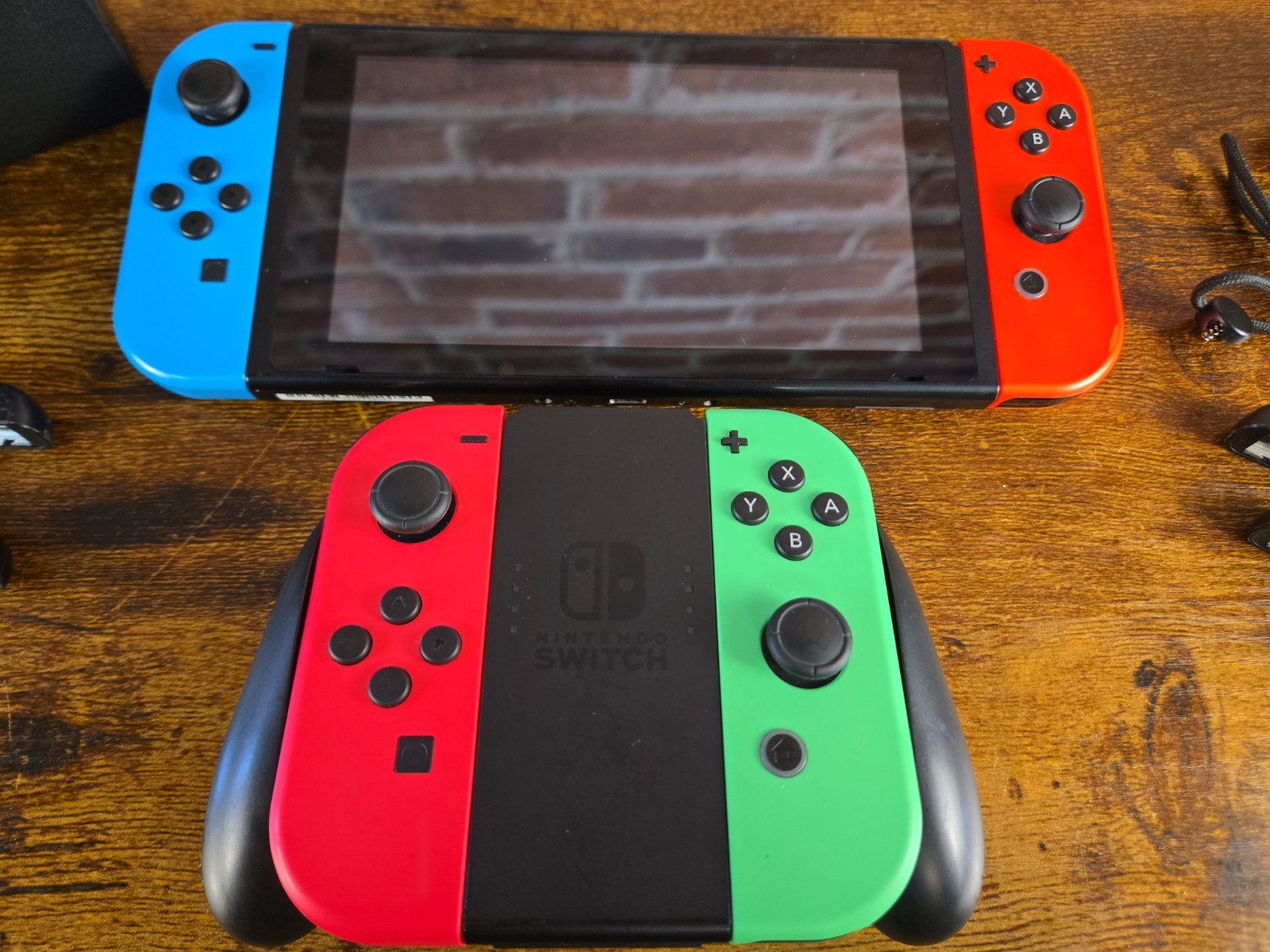 Nintendo Switch with Neon Pink & Neon Green JoyCons 32GB – HAC-001