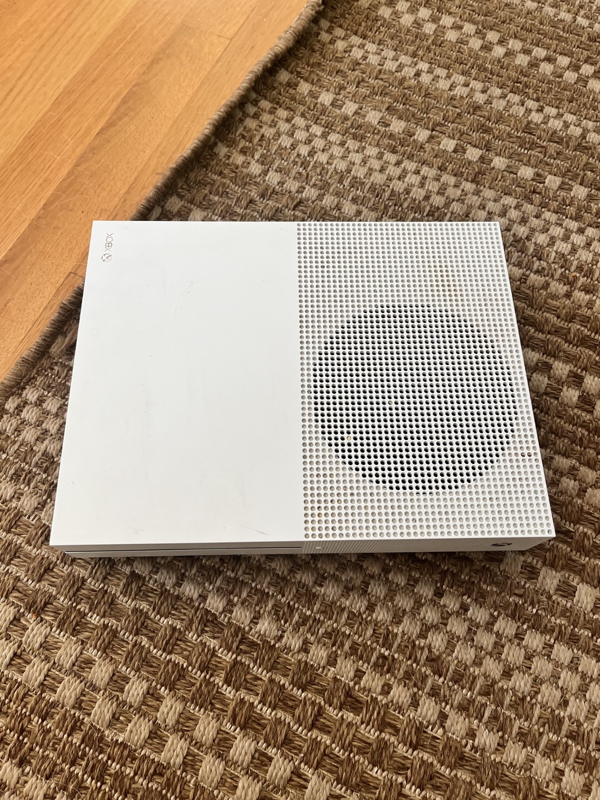 Xbox One S 1TB Console only- White (XBS1TB)
