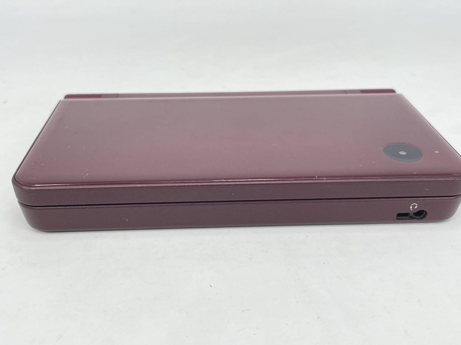 Nintendo DSi XL Handheld Game Console UTL-001 Burgundy W/ Charger Only Works