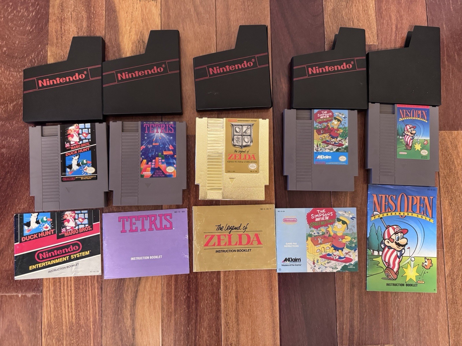 1988 Nintendo NES Console With 5 Games
