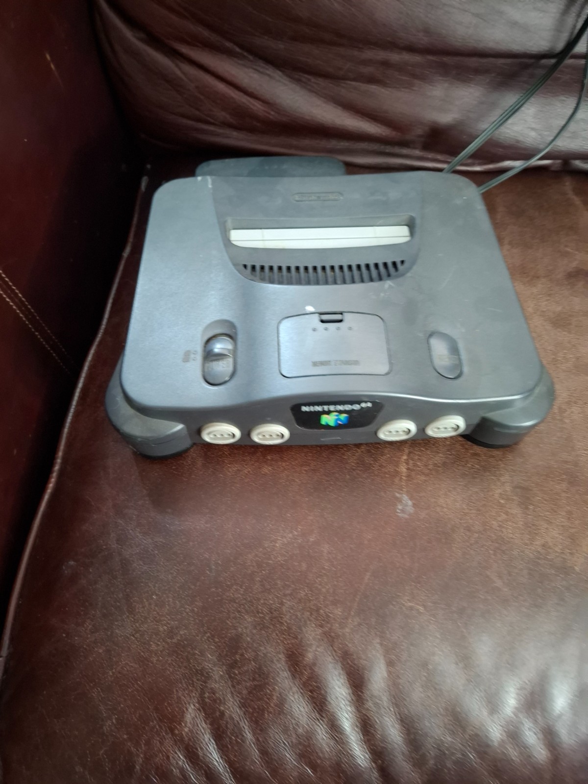 Nintendo 64 Home Console – Black with cords does work