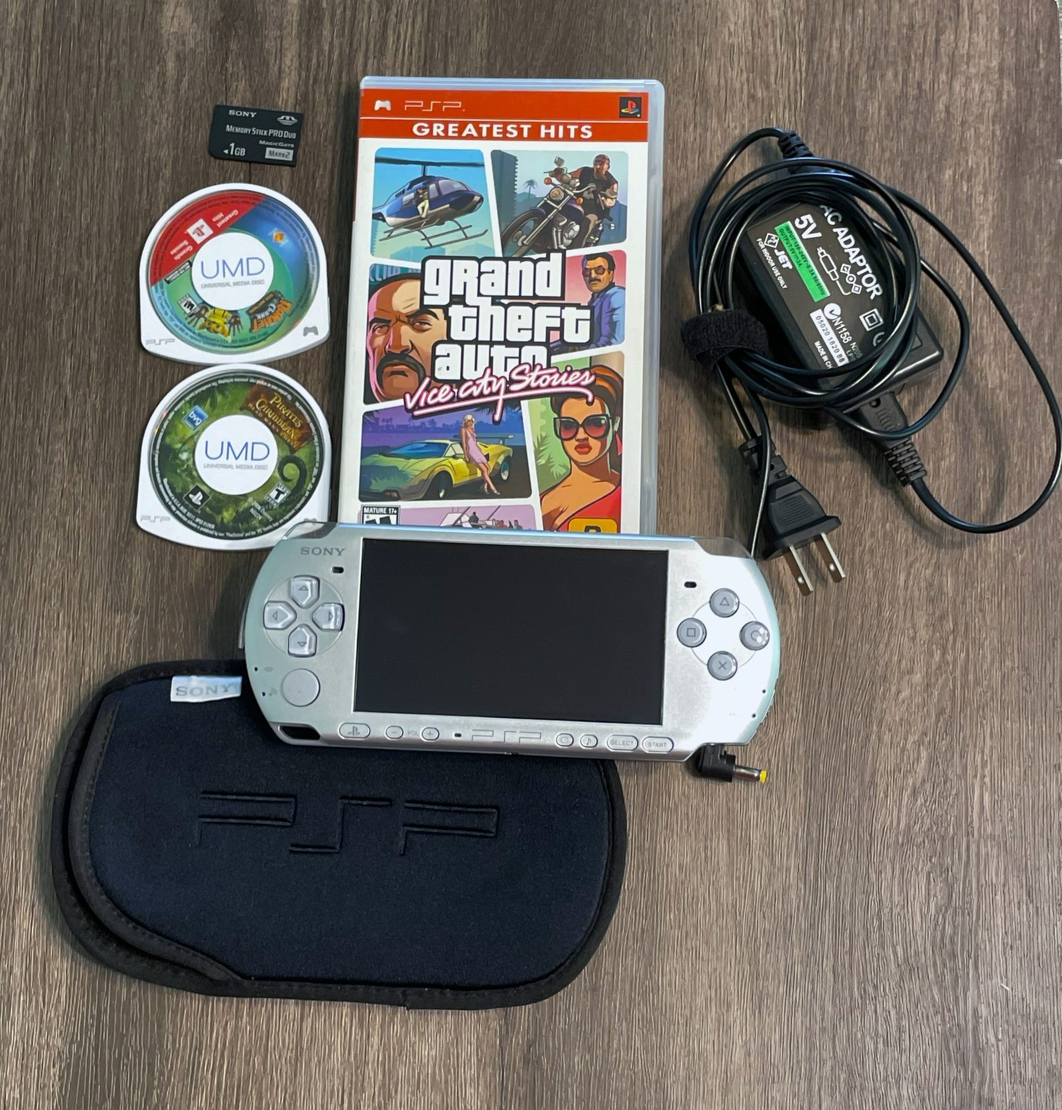 Sony PSP 3001 Silver Console Bundle Tested w/ GTA Vice City + 1GB Card