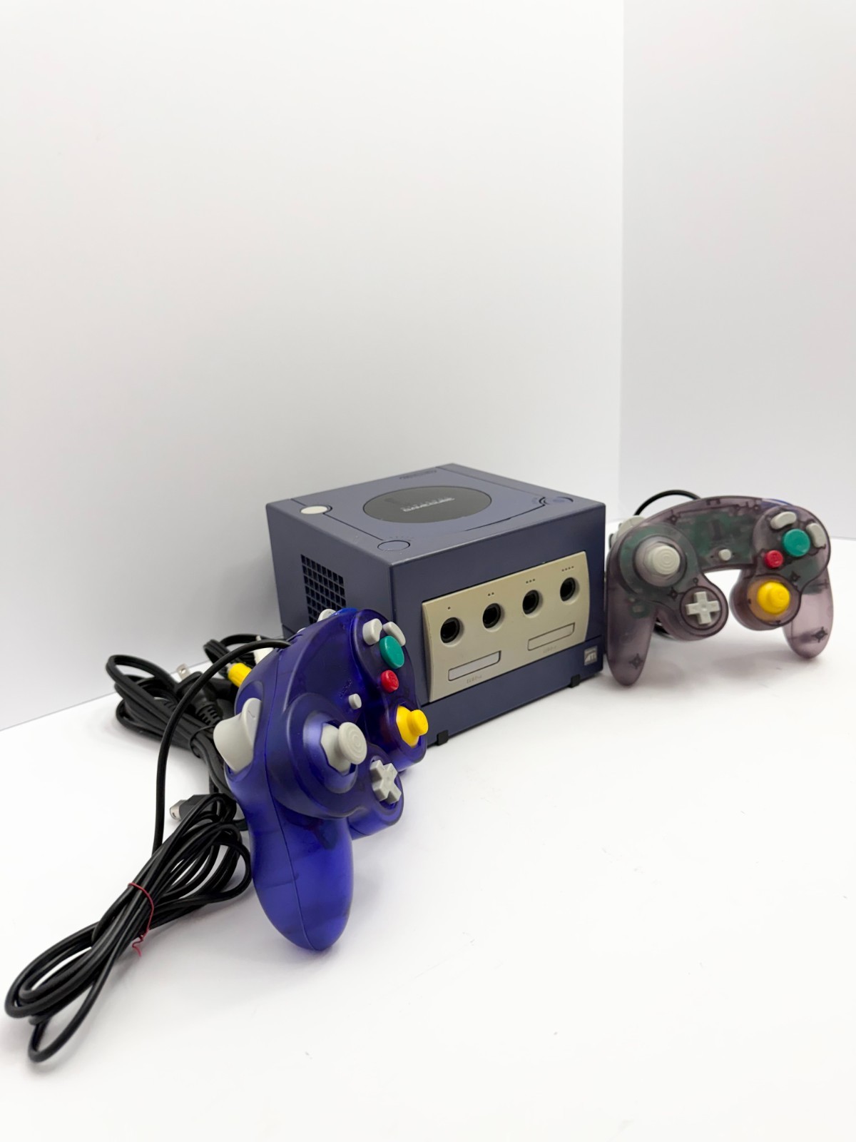 Nintendo GameCube System w/2 Controllers