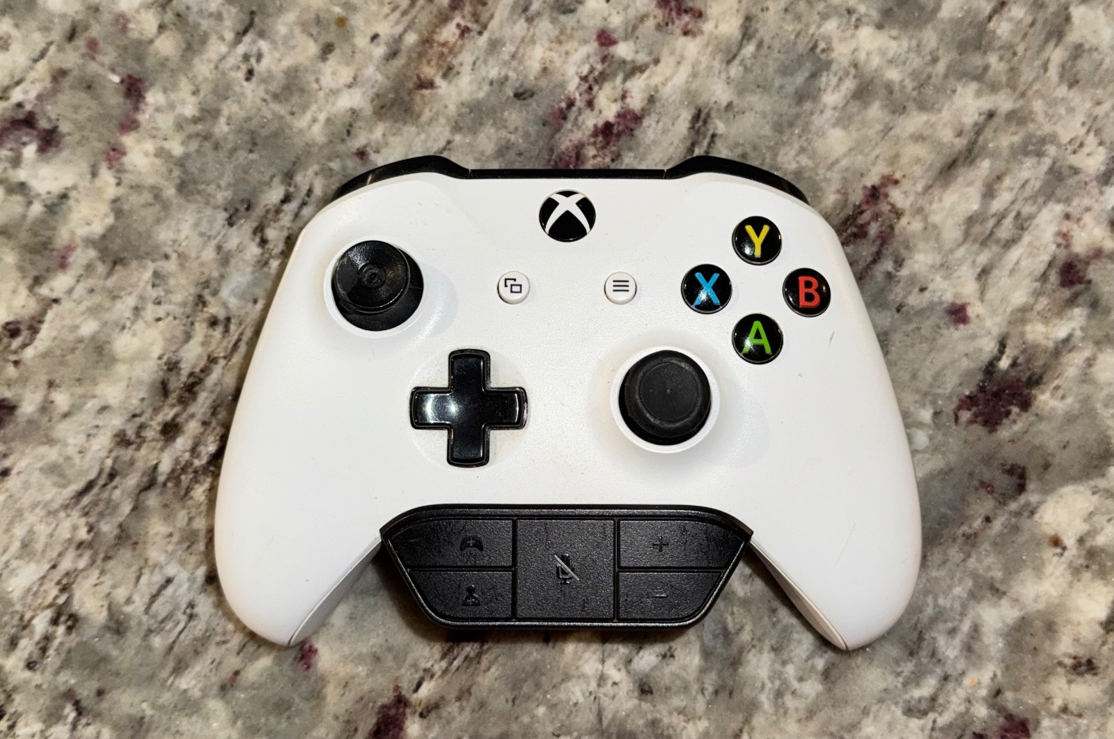 Microsoft Xbox One S 500GB Game Console White & Controller & 13 Games