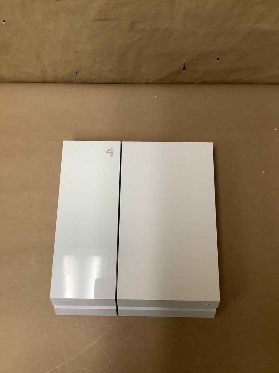PS4 GAMES SONY CUH-1115A, #MB457577773; 500GB (193646-12)