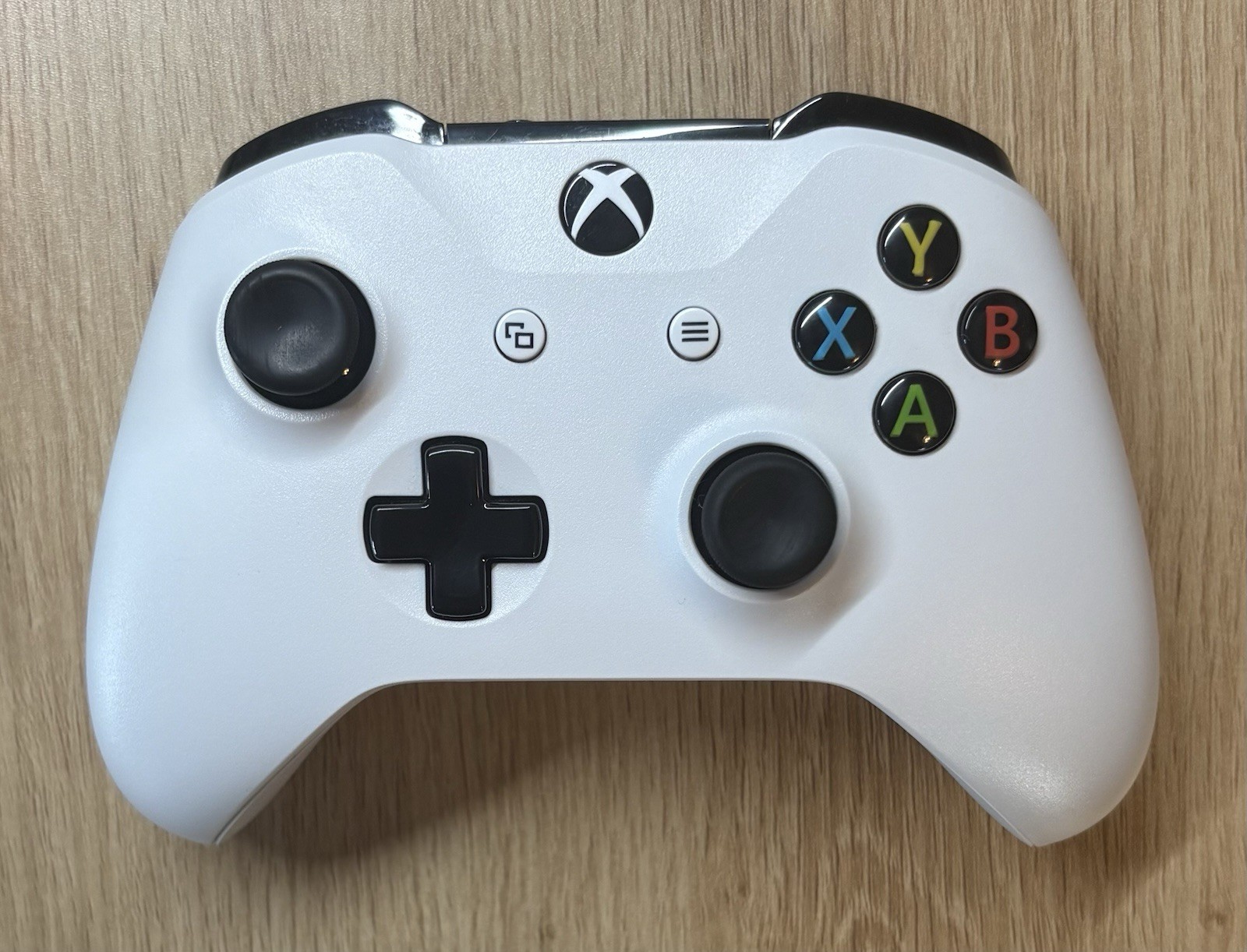 TESTED Xbox One S 1TB Digital Console w/ Controller Power & HDMI Cord 1 TB