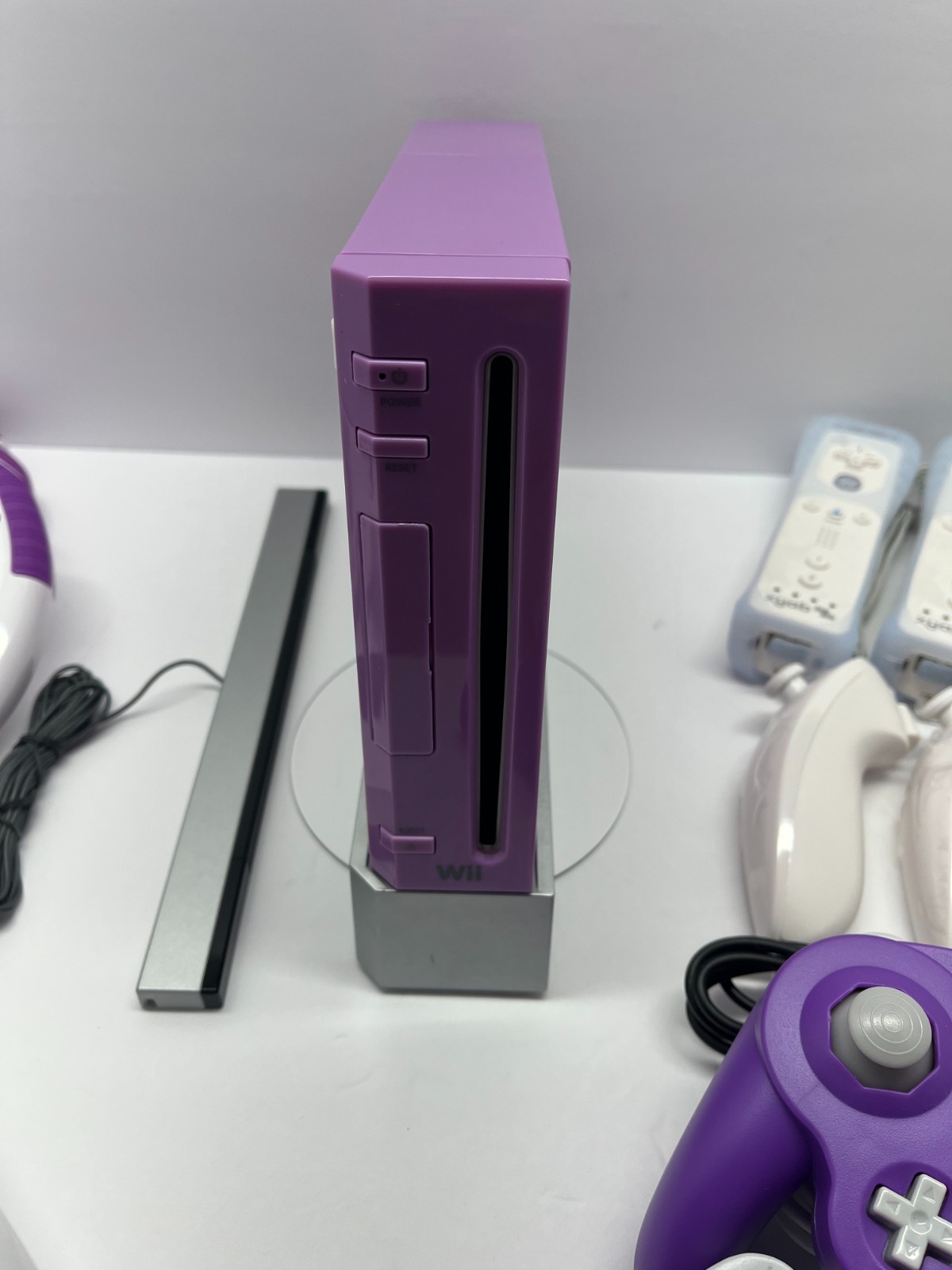 Nintendo Wii Purple Console Bundle + Wii Remotes + GC Controllers + Cables