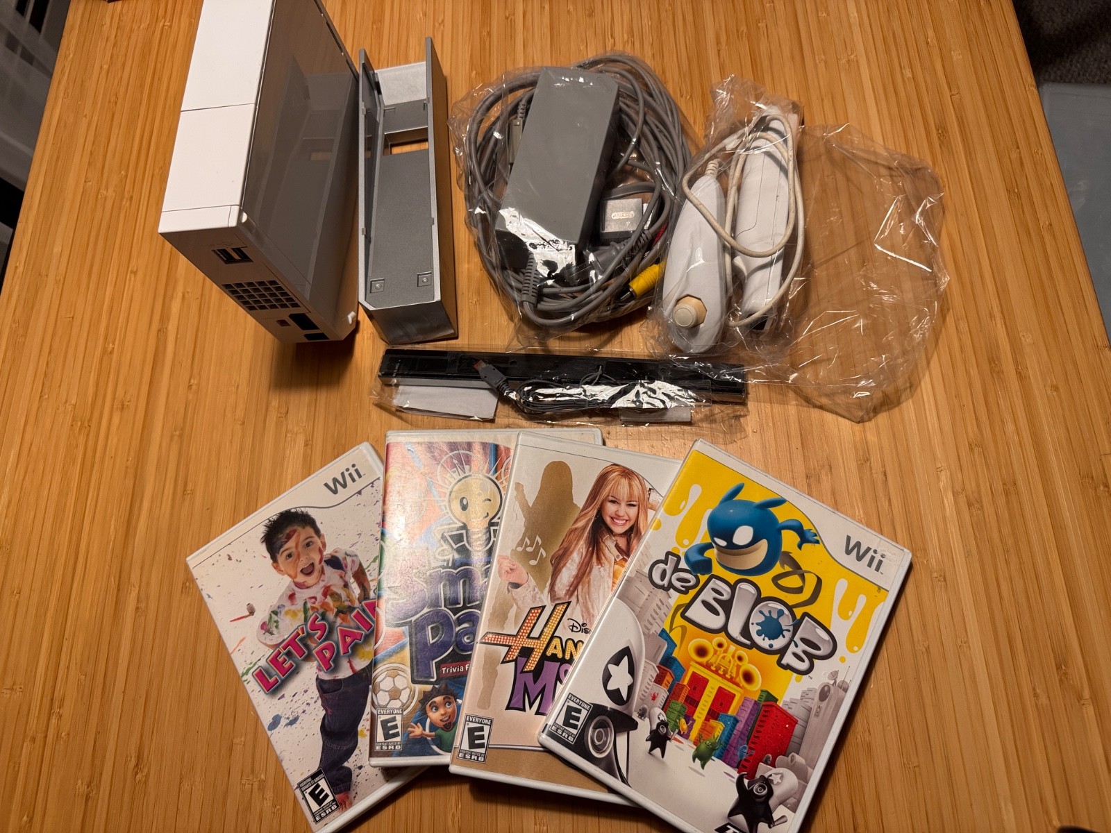 Nintendo Wii White Console Bundle RVL-001 Power AV Sensor Controller Tested Pics