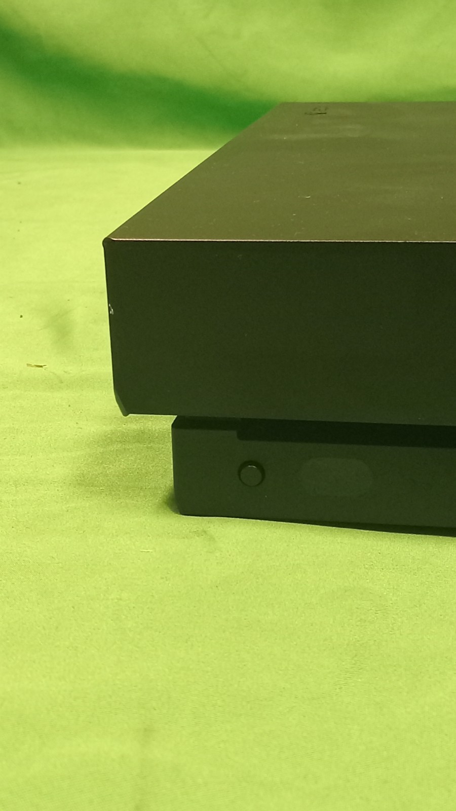 Microsoft Xbox One X 1TB (Model 1787) – Digital Ready – Disc Read Error