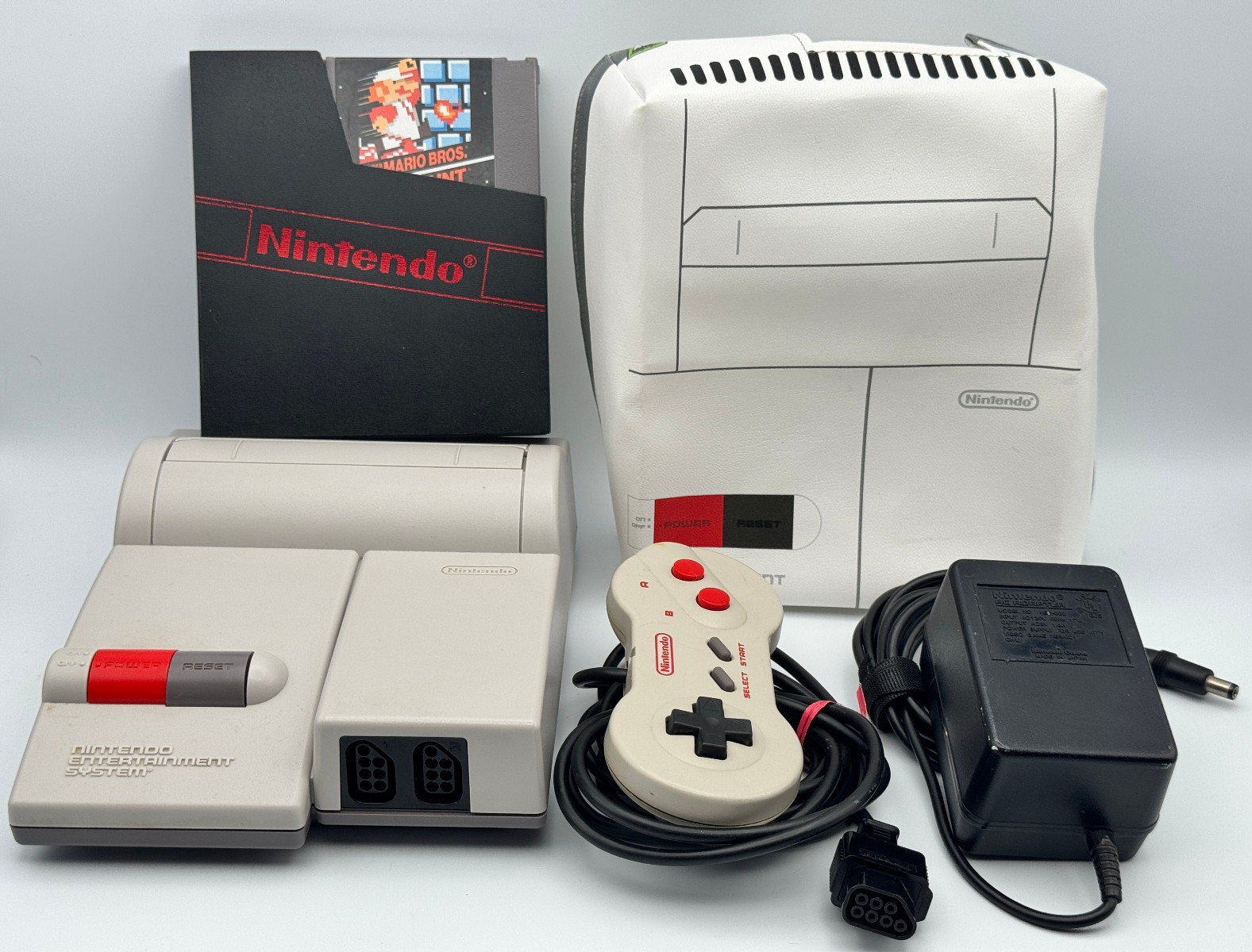 Nintendo NES Top Loader NES-101 – composite AV mod – dog bone controller extras