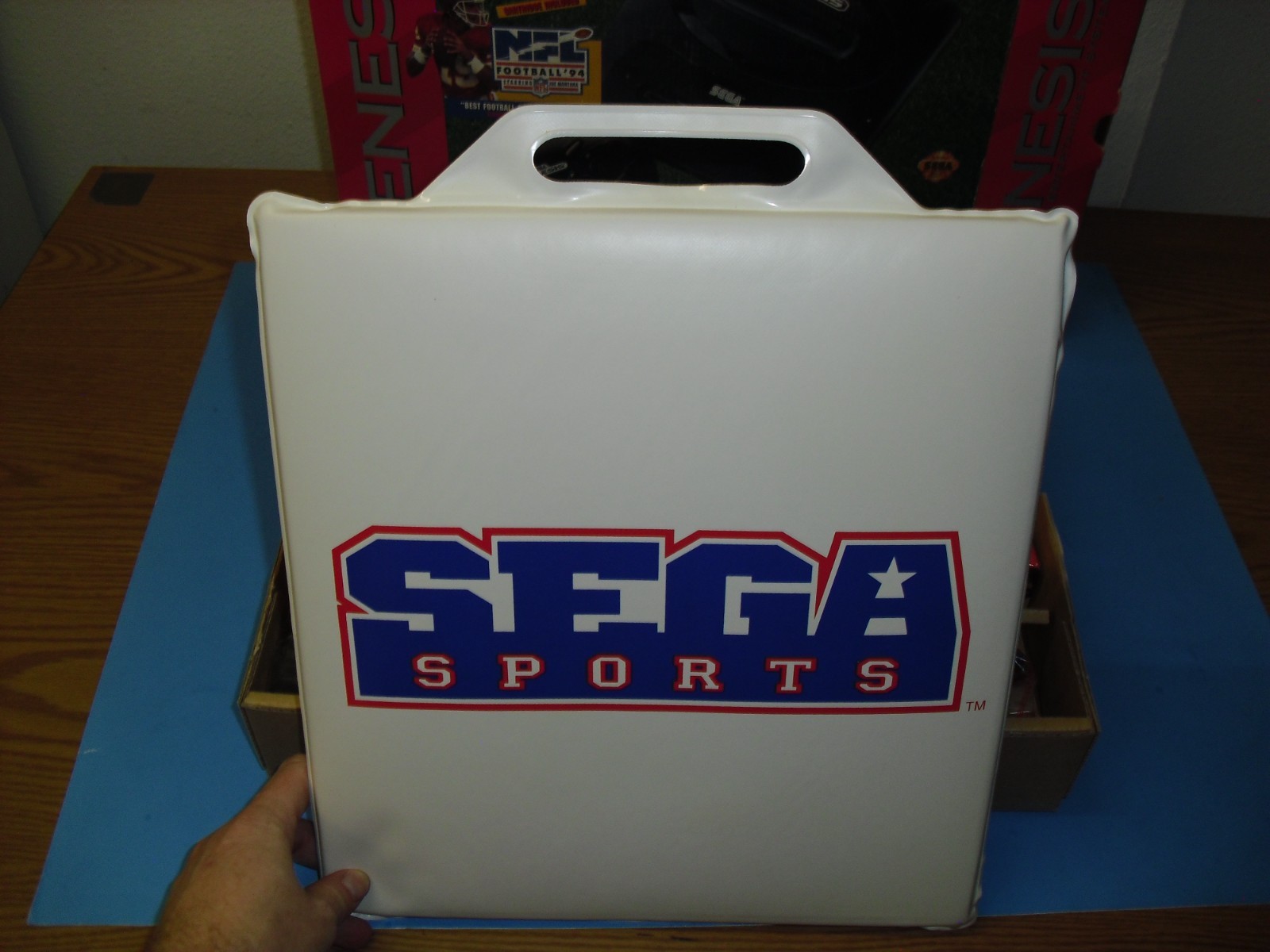 Sega Genesis Sports system complete in box w/ Stadium Cushion & NFL Football 94
