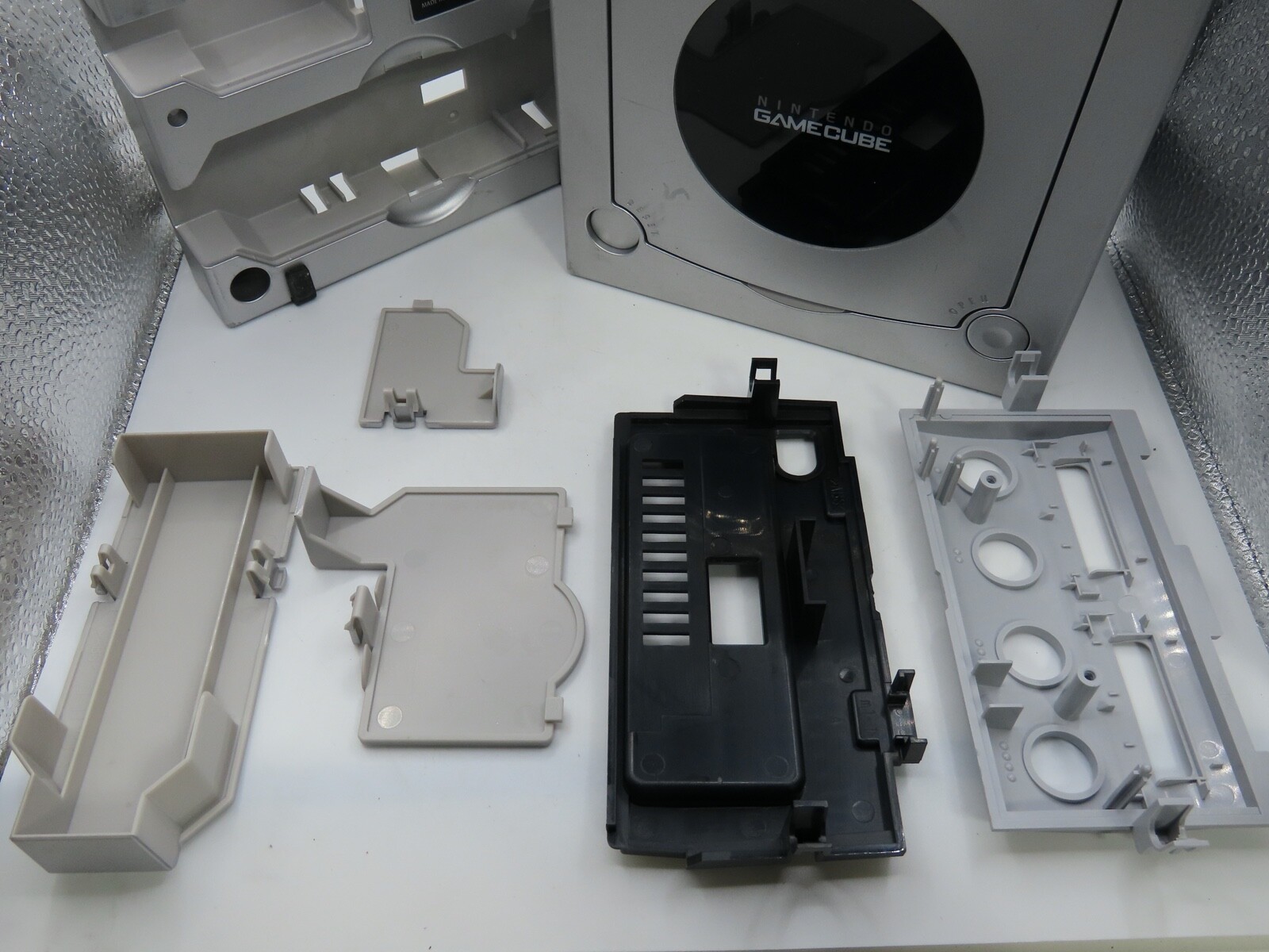 Nintendo GameCube Platinum Silver Shell Housing DOL101