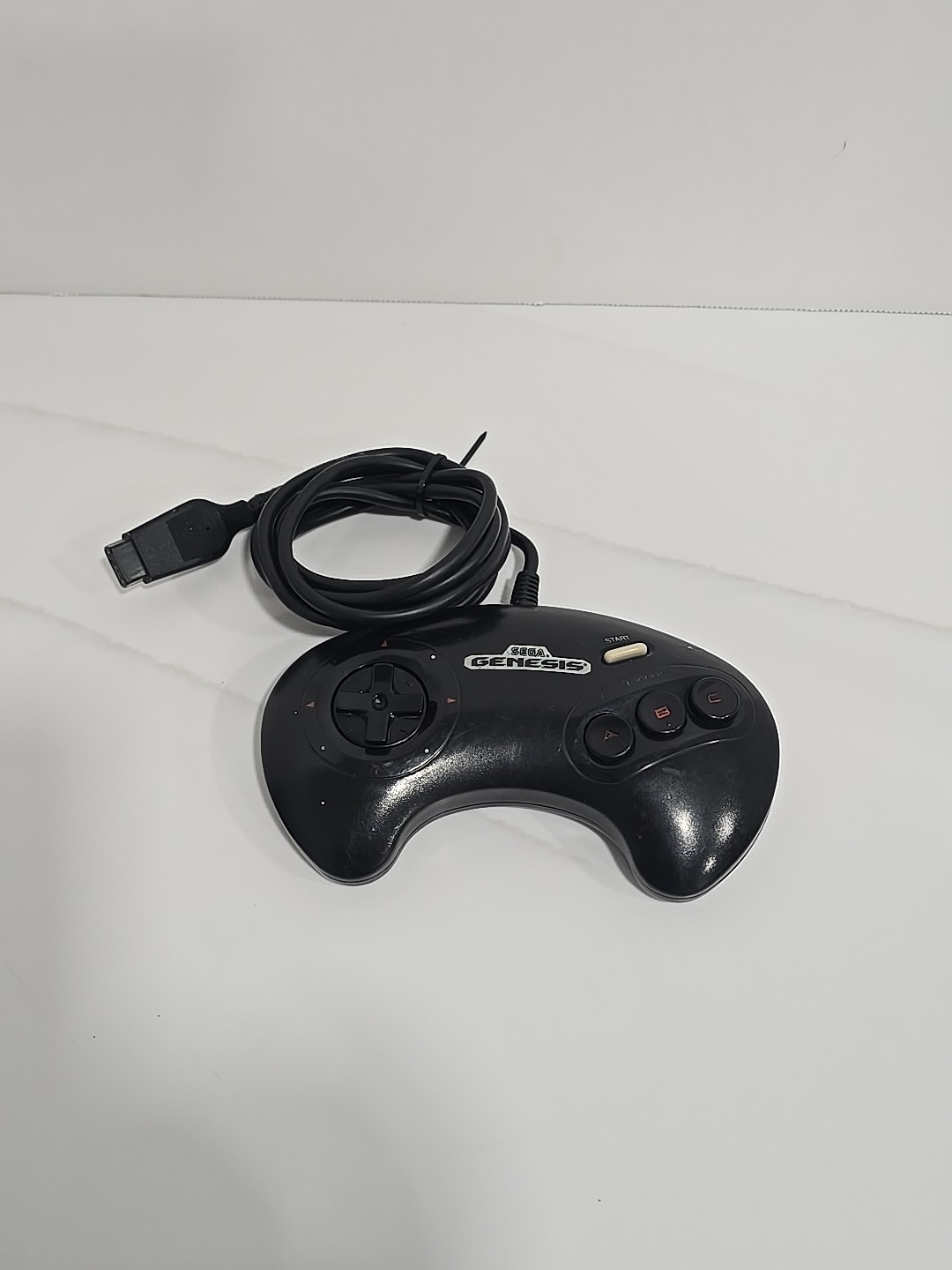 Sega Genesis II Console Model 1631 + 1 Controller & Sonic the Hedgehog 2 TESTED