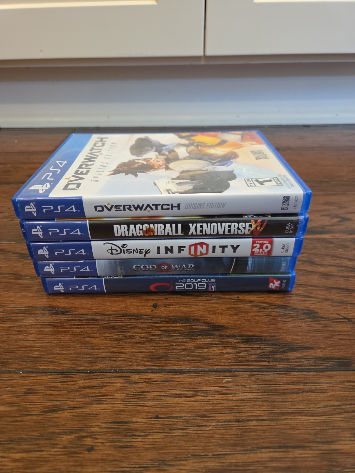 Sony PlayStation 4 Slim 1TB Console – Bundle – Controller & 5 Games