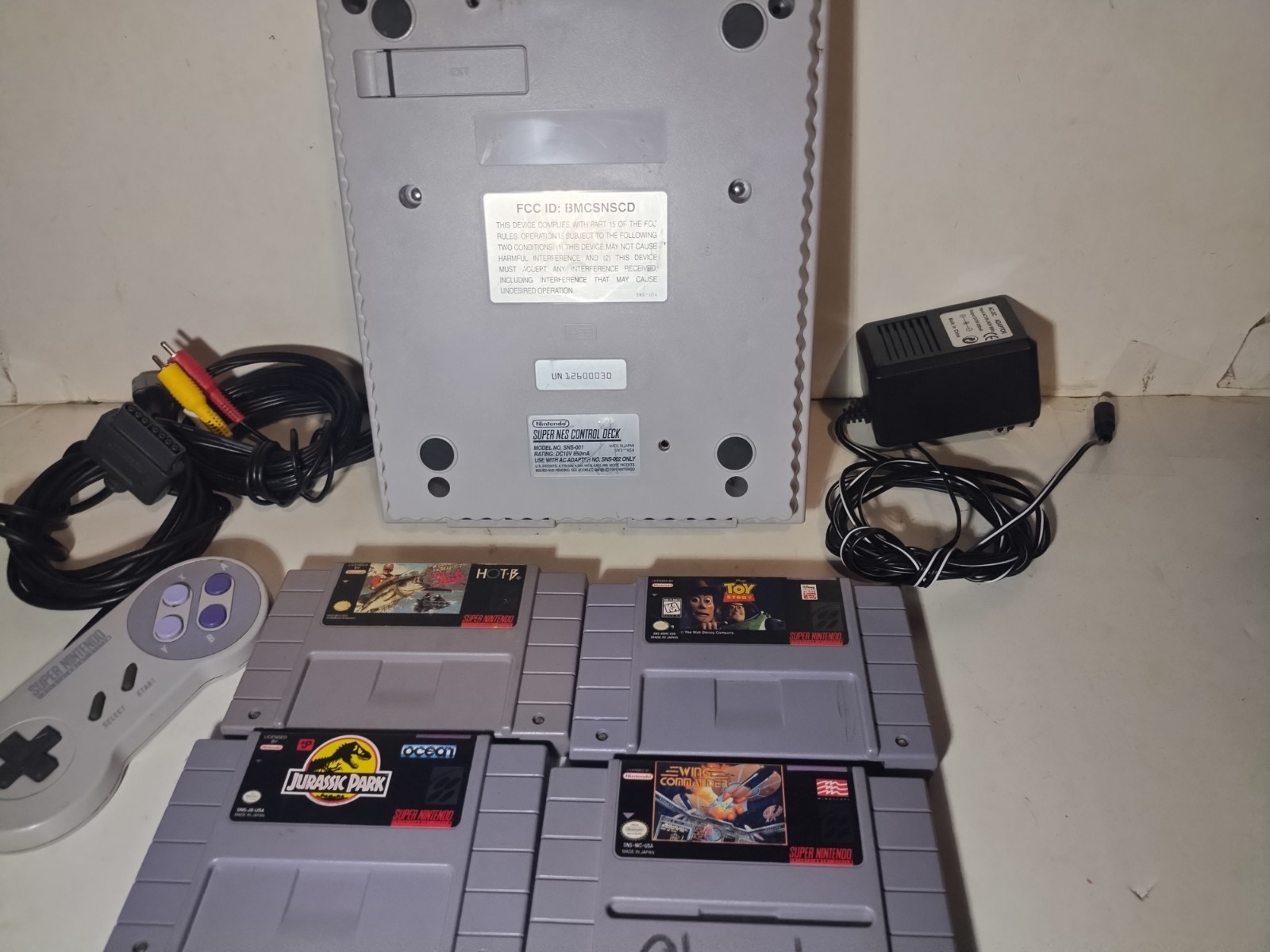 Super Nintendo Control Deck Console System w Games Tested