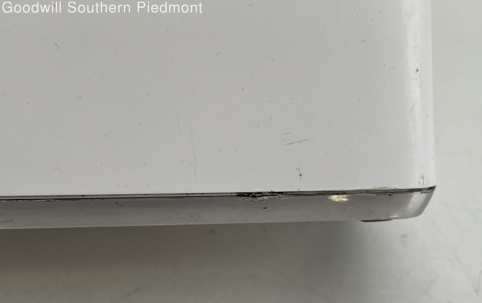 Microsoft Xbox 360 S Slim 4GB Video Game Console Only – White – Tested