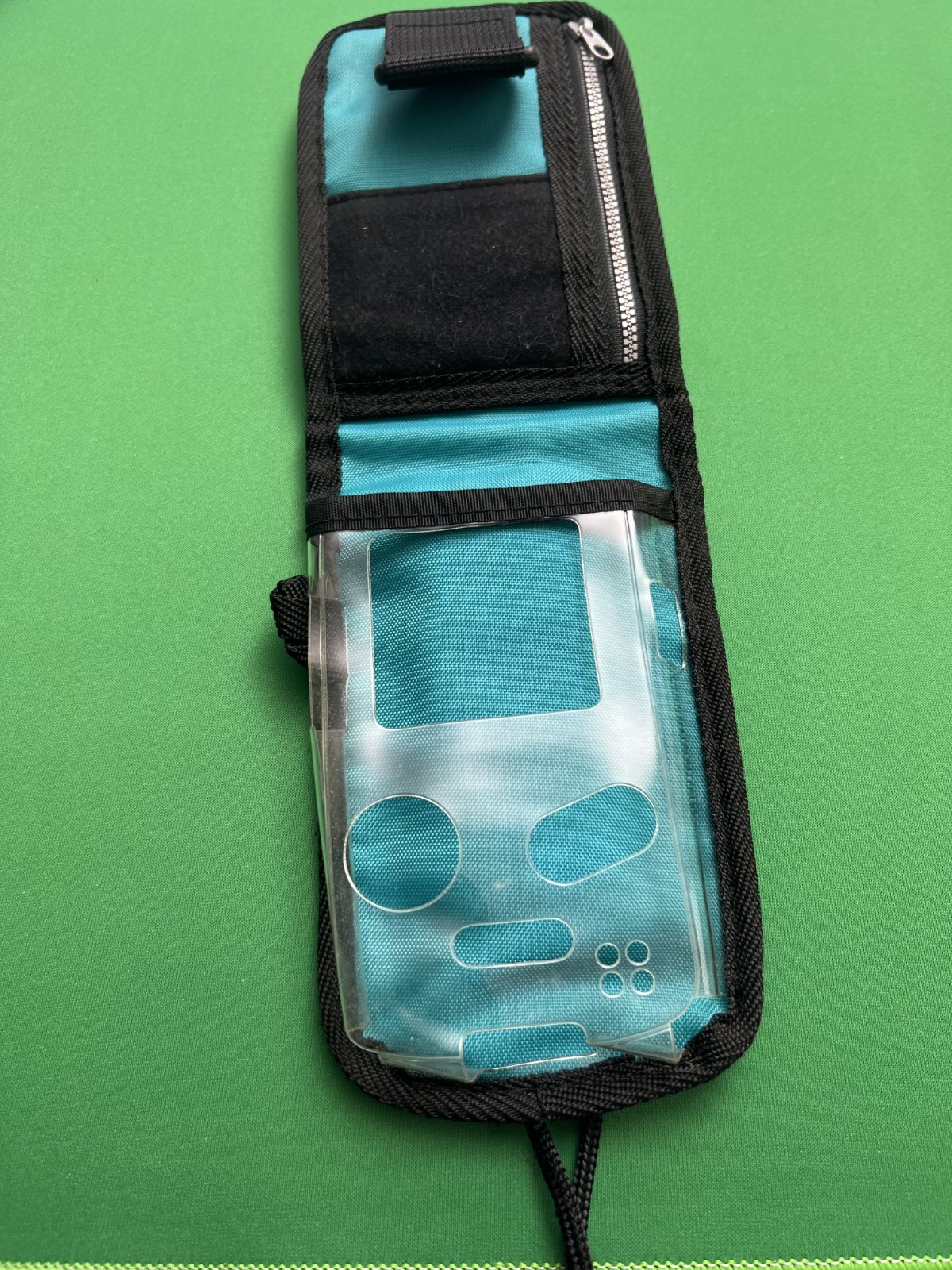 Nintendo Game Boy Color Handheld Game Console with Matching Case – Teal Nice