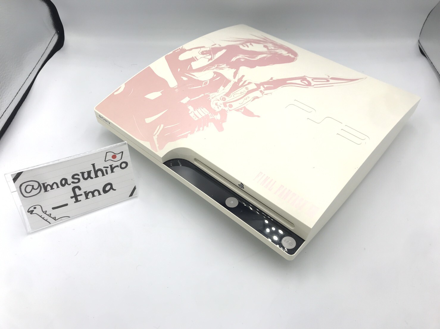 PlayStation 3 250GB FINAL FANTASY XIII LIGHTNING EDITION CEJH-10008 PS3 sony