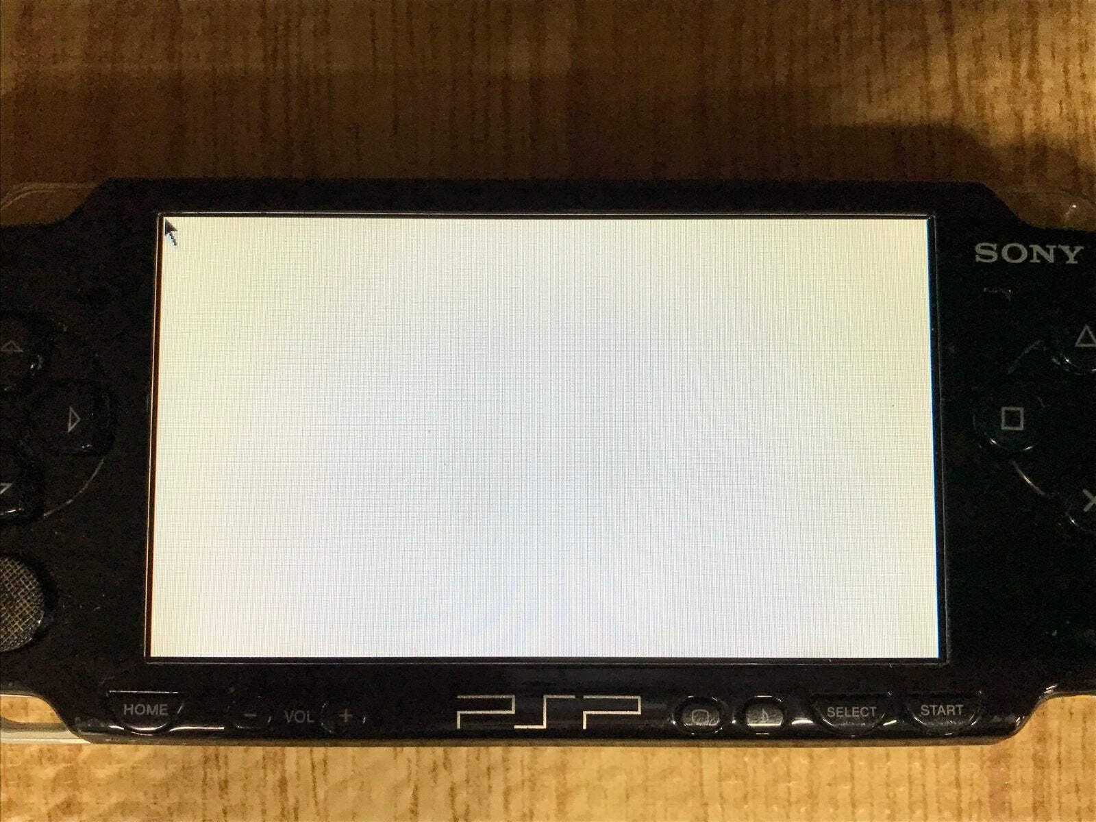 PSP-2000 PIANO BLACK Console Japan – With Defects GE1623