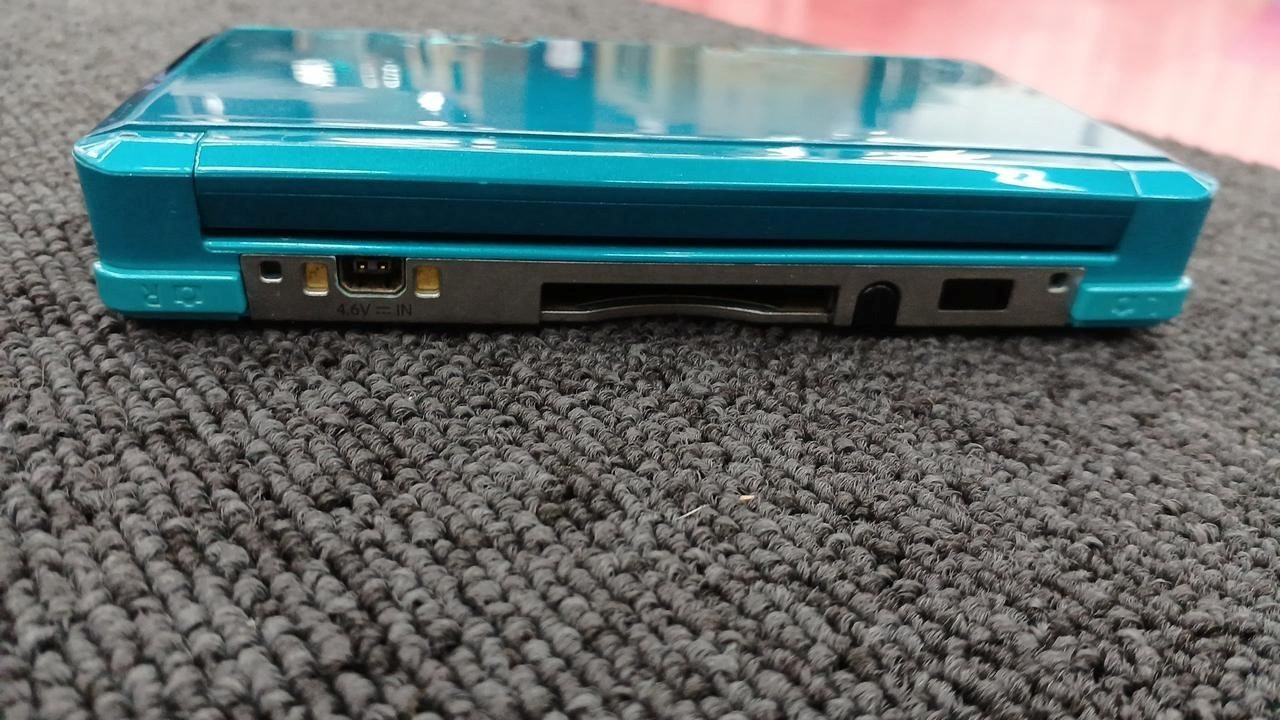 Nintendo 3DS CTR-001 Console Only Aqua Blue Handheld System A2459