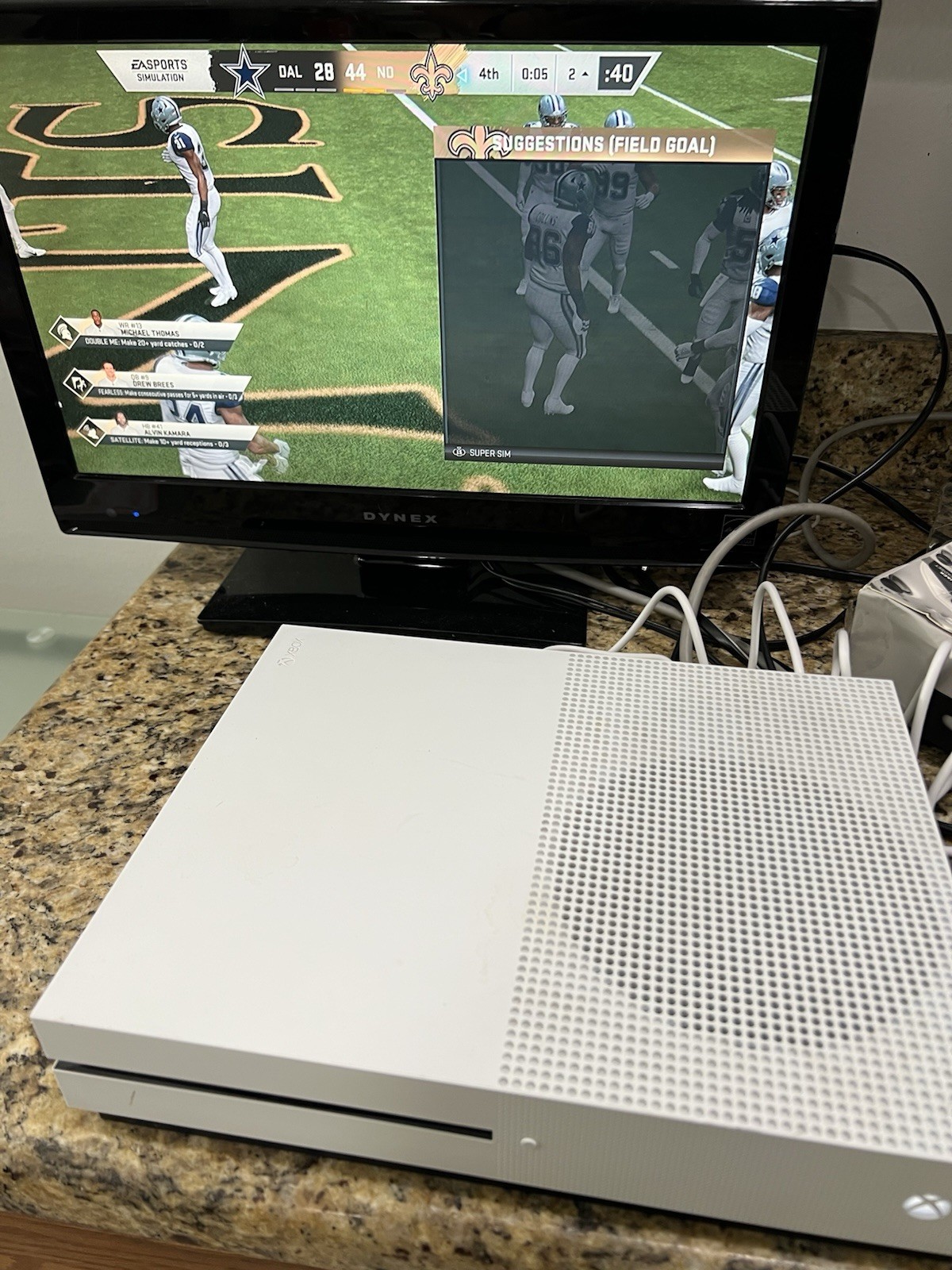 Microsoft Xbox One S 800GB Console Only White 1681 WORKING