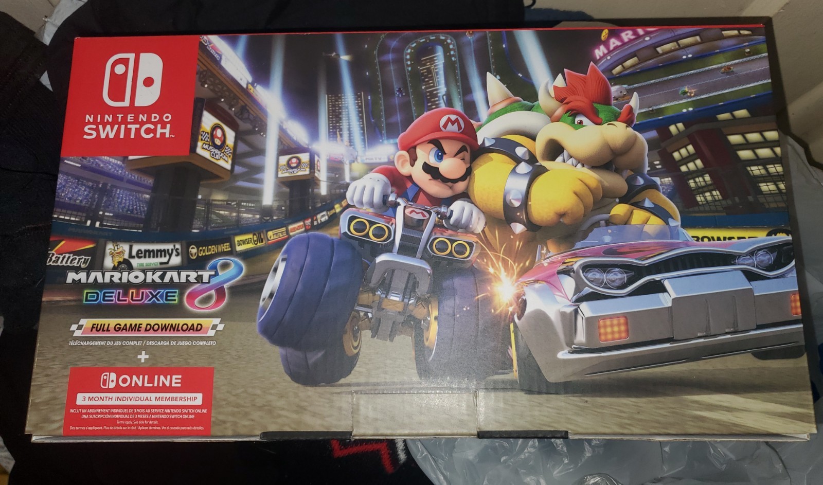 RARE Nintendo Switch Mario Kart 8 Deluxe Console Bundle Neon Blue/Red Joy-Con