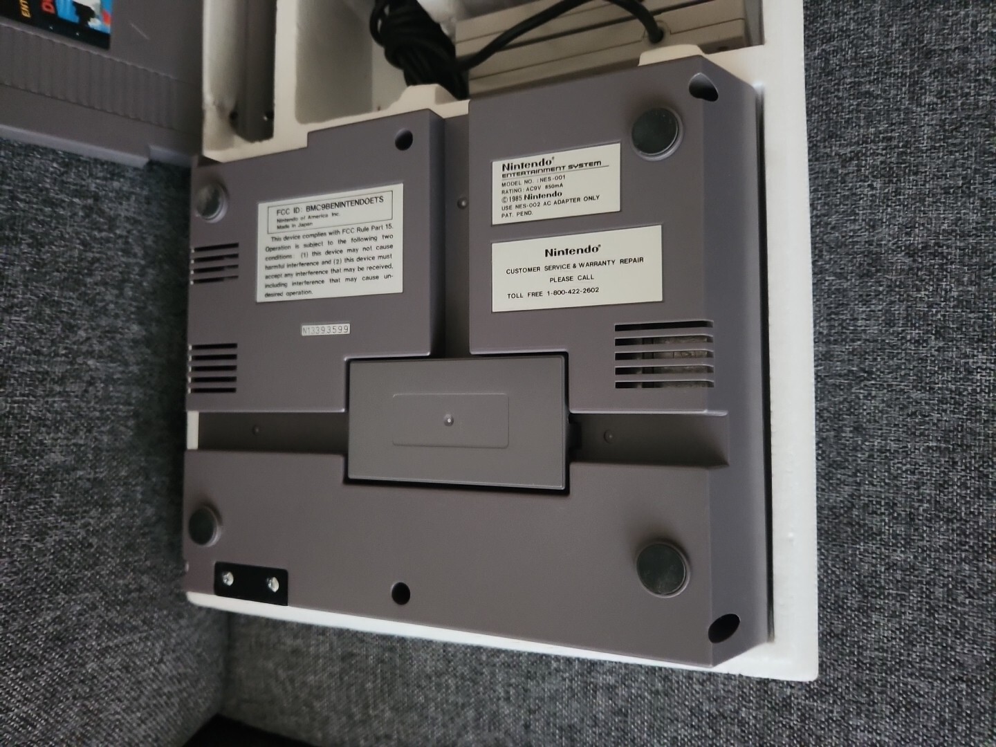 Nintendo NES Action Set Video Game System With BOX INSERTS Styrofoam Authentic