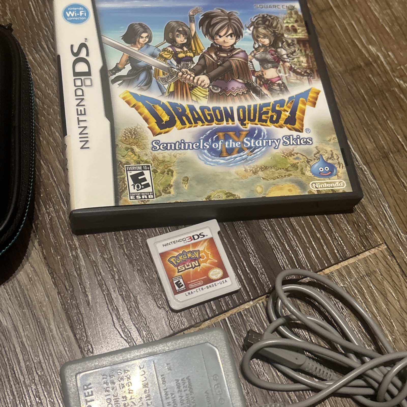 Nintendo 3DS Aqua Blue Handheld Handheld Console System Pokémon/Dragon quest.