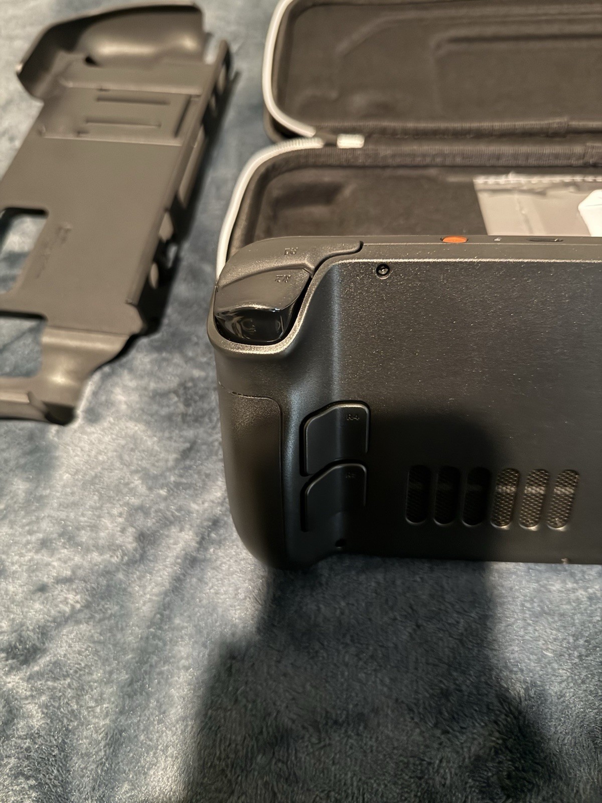 Valve OLED Steam Deck 1TB With Dock Station, Case, Charger Included